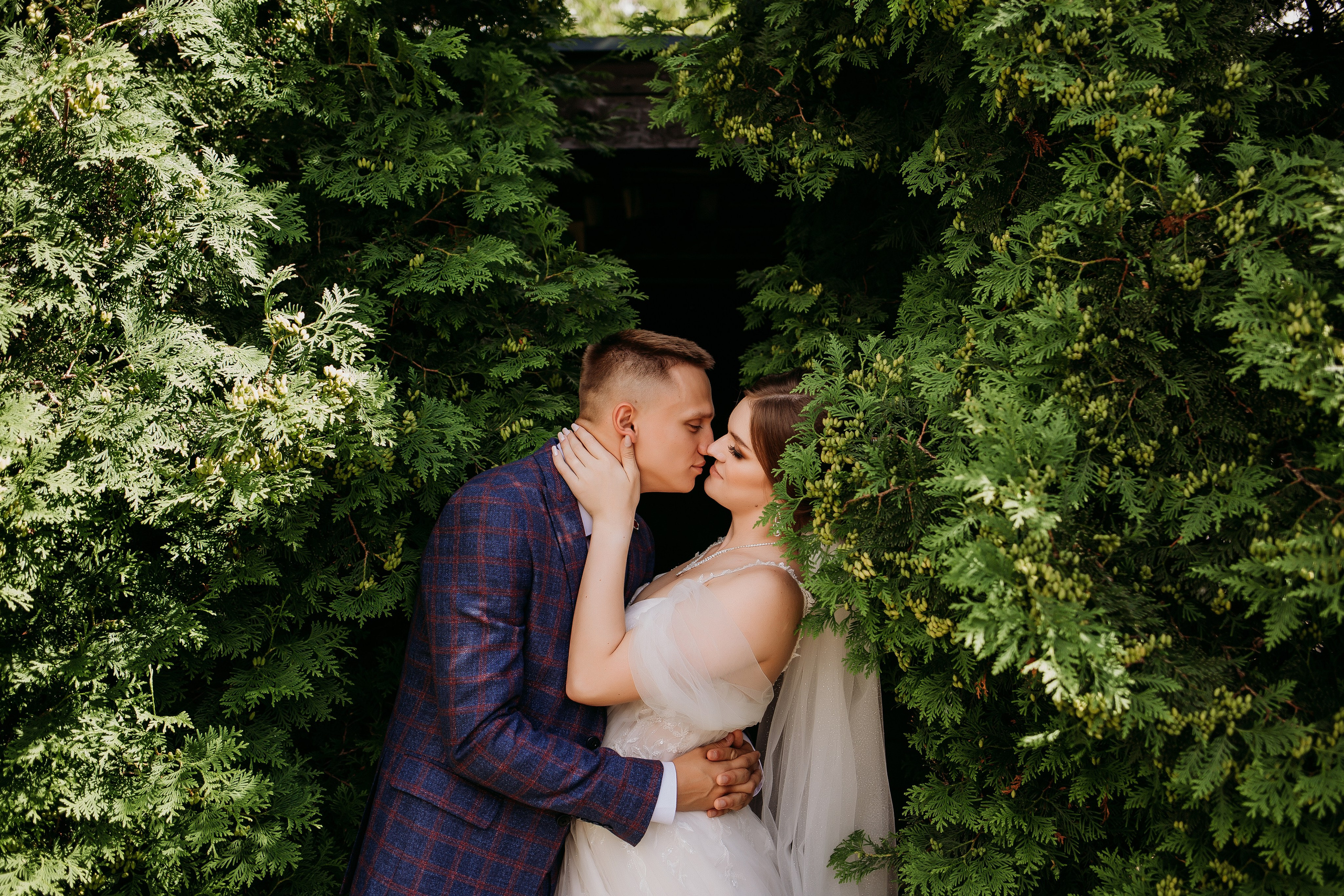 Свадебные фотосессии. Фотограф Владивосток Виктор Павлов. Семейные / индивидуальные фотосессии. Свадебный фотограф