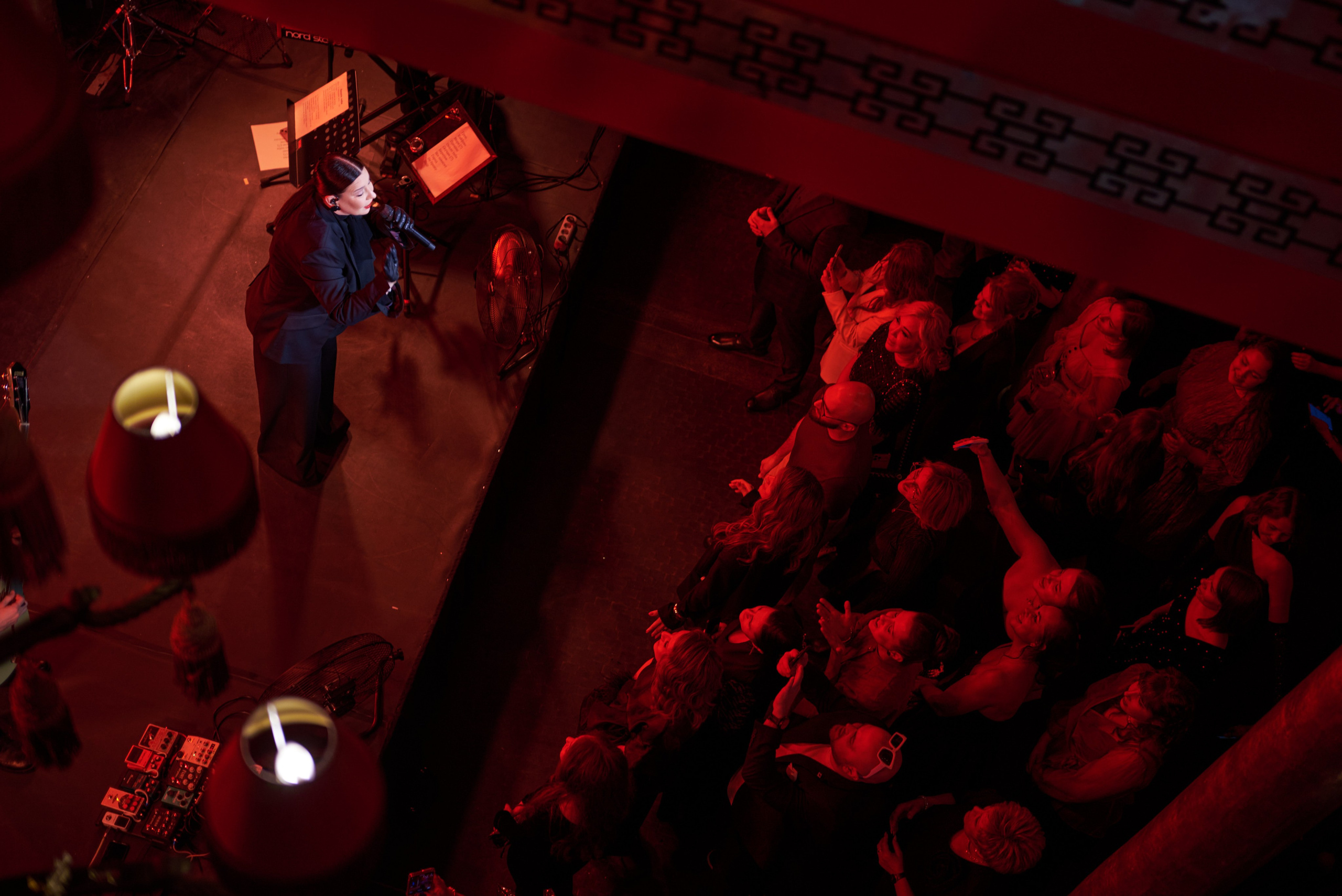 Репортажная съёмка корпоратива и концерта Елки в Петербурге и Москве