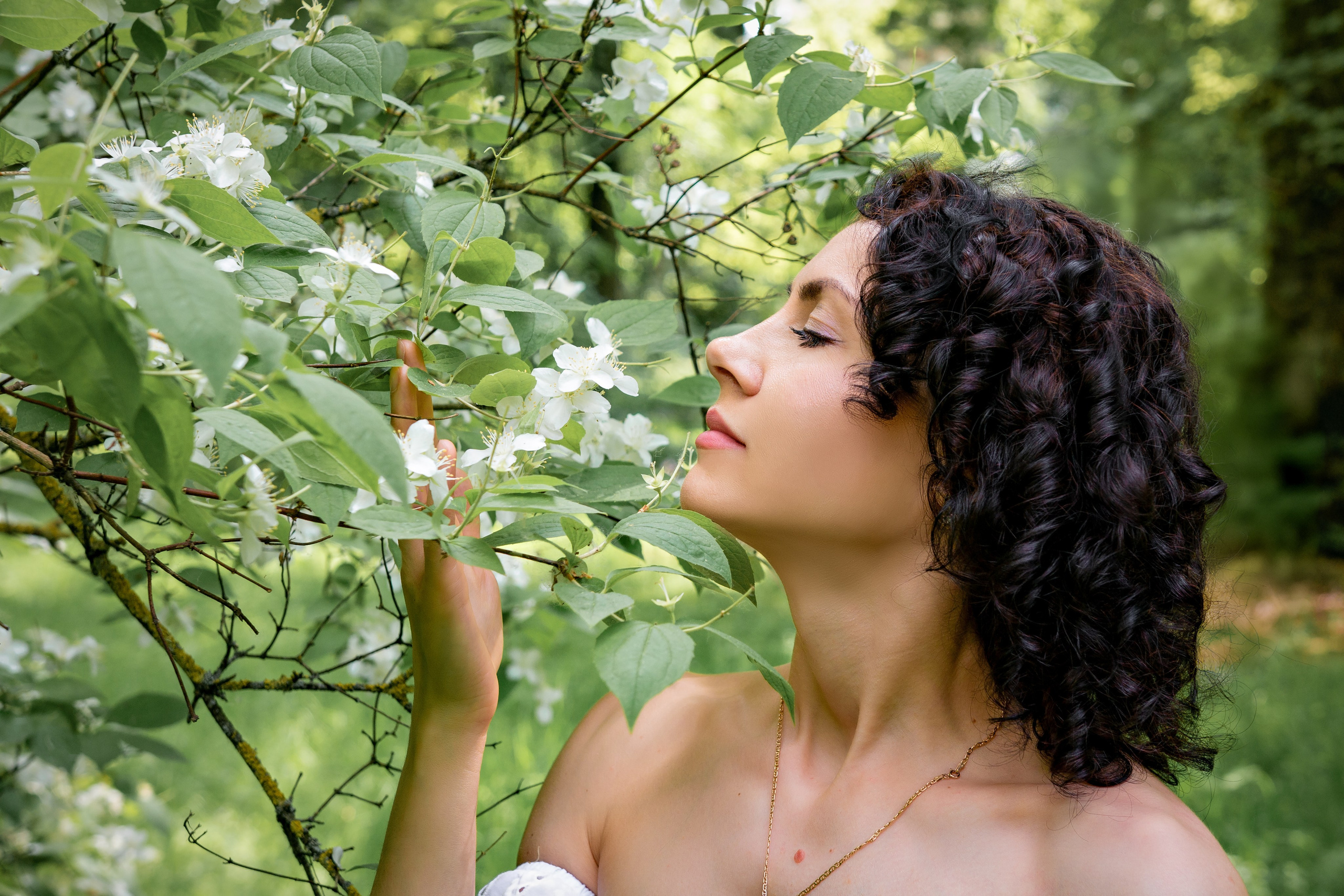 Фотосессия в белом платье Лошицкий парк Минск