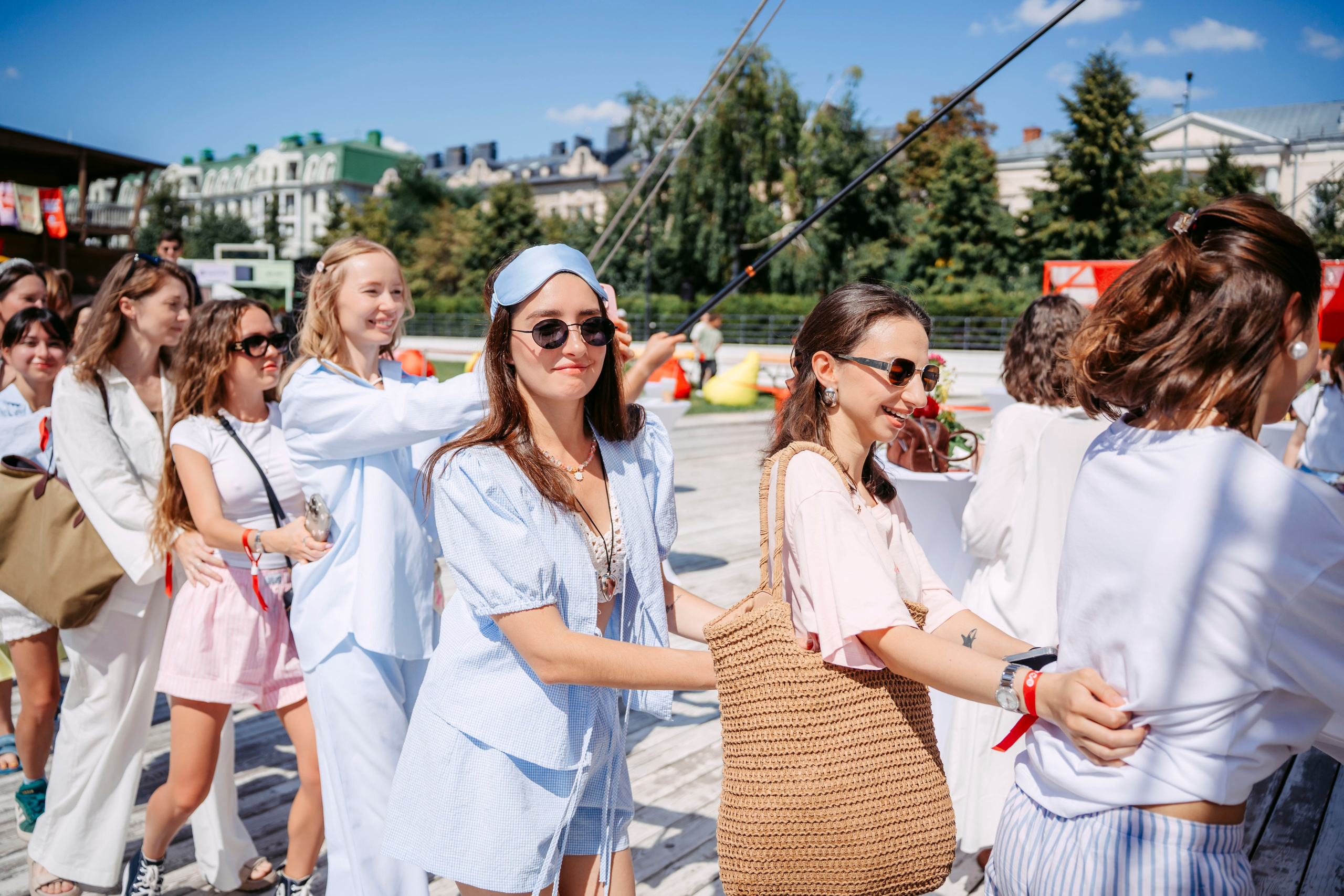 Маркет Маркета. Вечеринка блогеров / 2025. Саша Копылов, фотограф в Казани