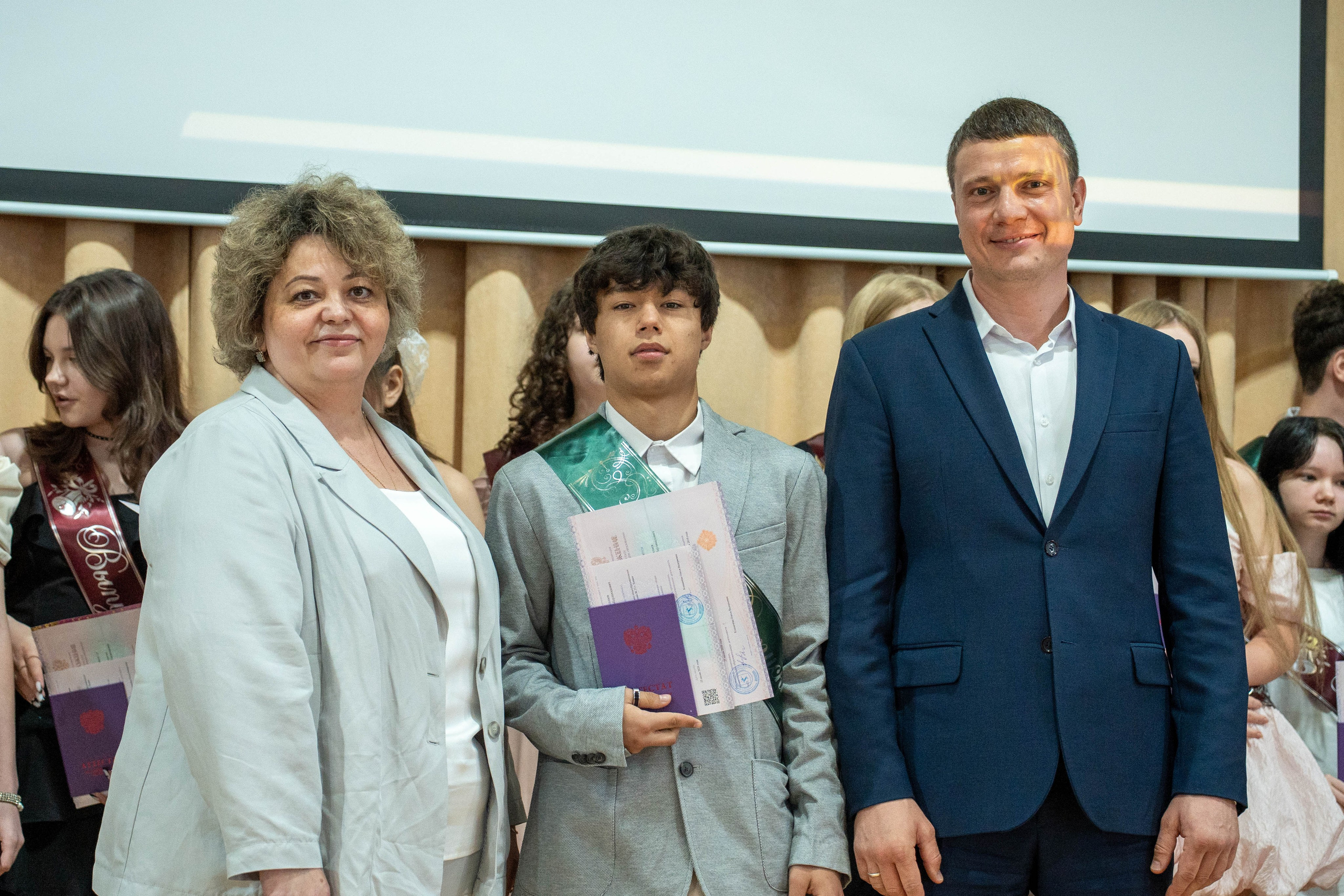 Выпускной 26.06.2026. Коммерческий и художественный фотограф и видеограф в Москве Арсений Тургенев