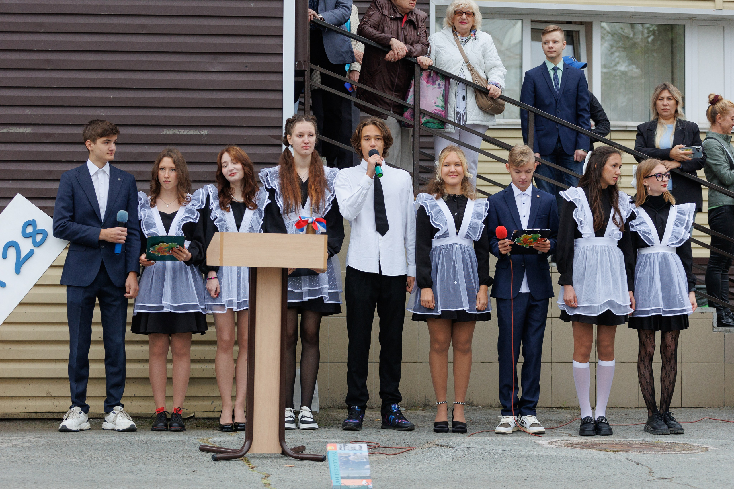 День знаний 2024. Лицей № 28. Фотомастерская Воробьевых