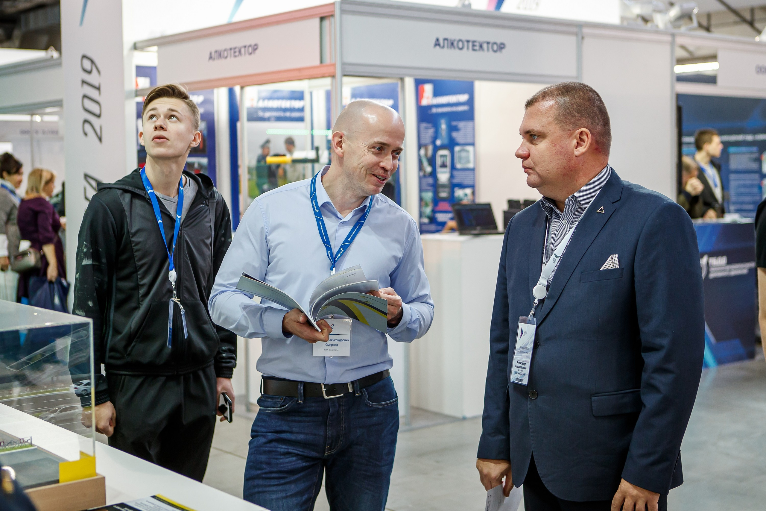 Фотосъёмка работы стенда для Предприятия ПИК. Фотограф на выставку в Москве