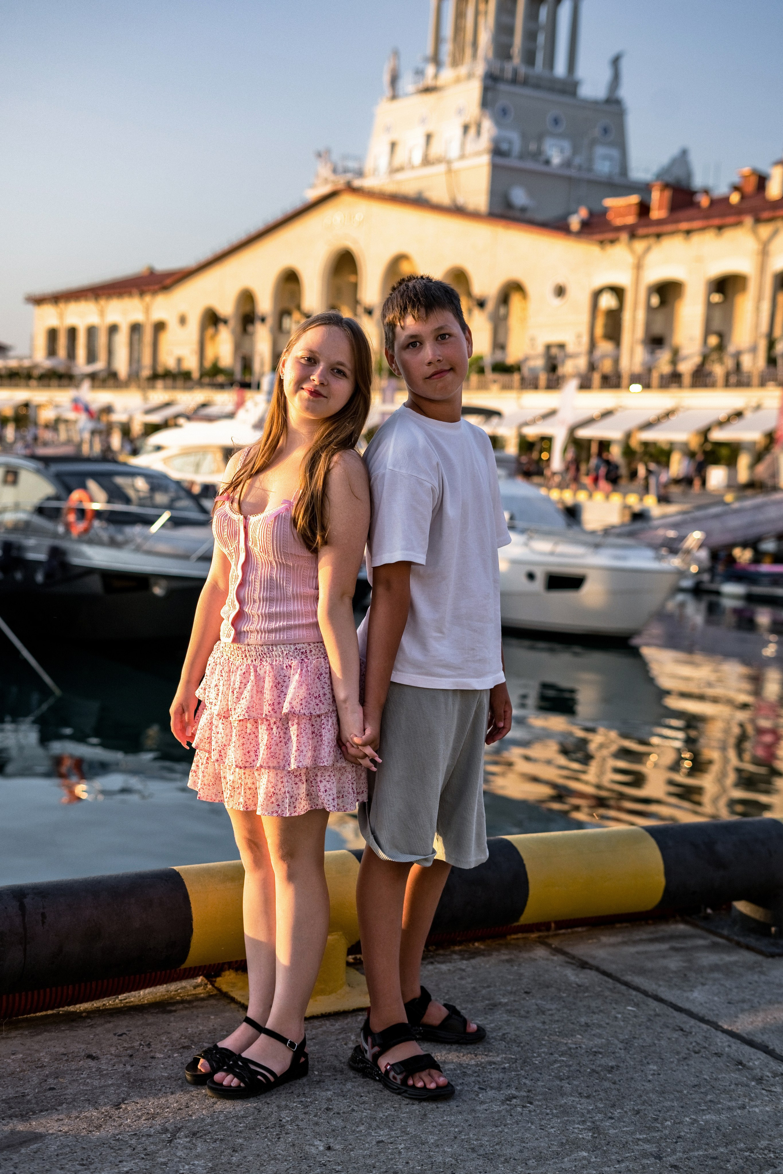 Семейная фотосессия в центре Сочи. Профессиональный Фотограф в Сочи Марина Ситкина