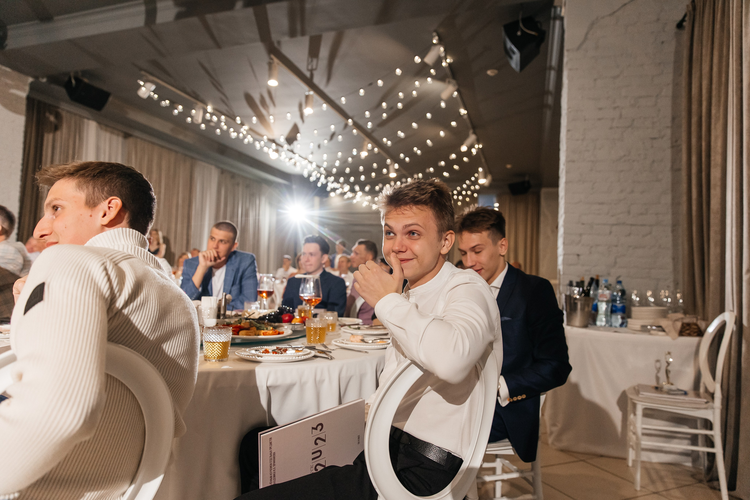 2023-06-23 Выпускной МБОУ СОШ № 10. Фотограф в Красноярске