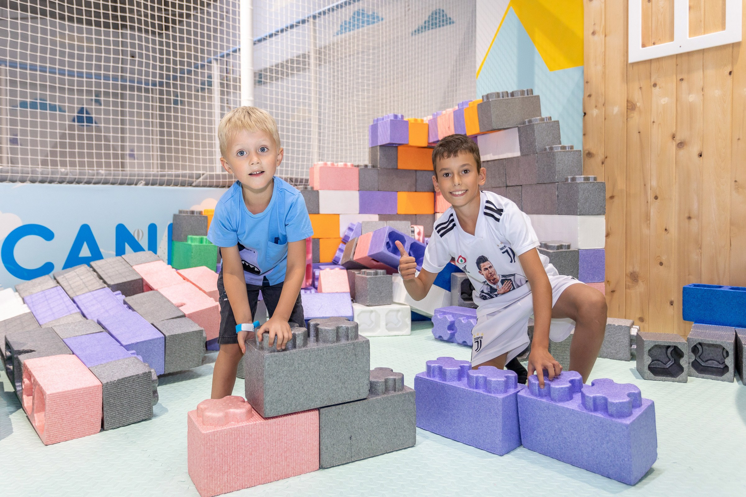 Съемка детского дня рождения Краснодар. Выпускные альбомы Майкоп, Краснодар Елена Золотарева