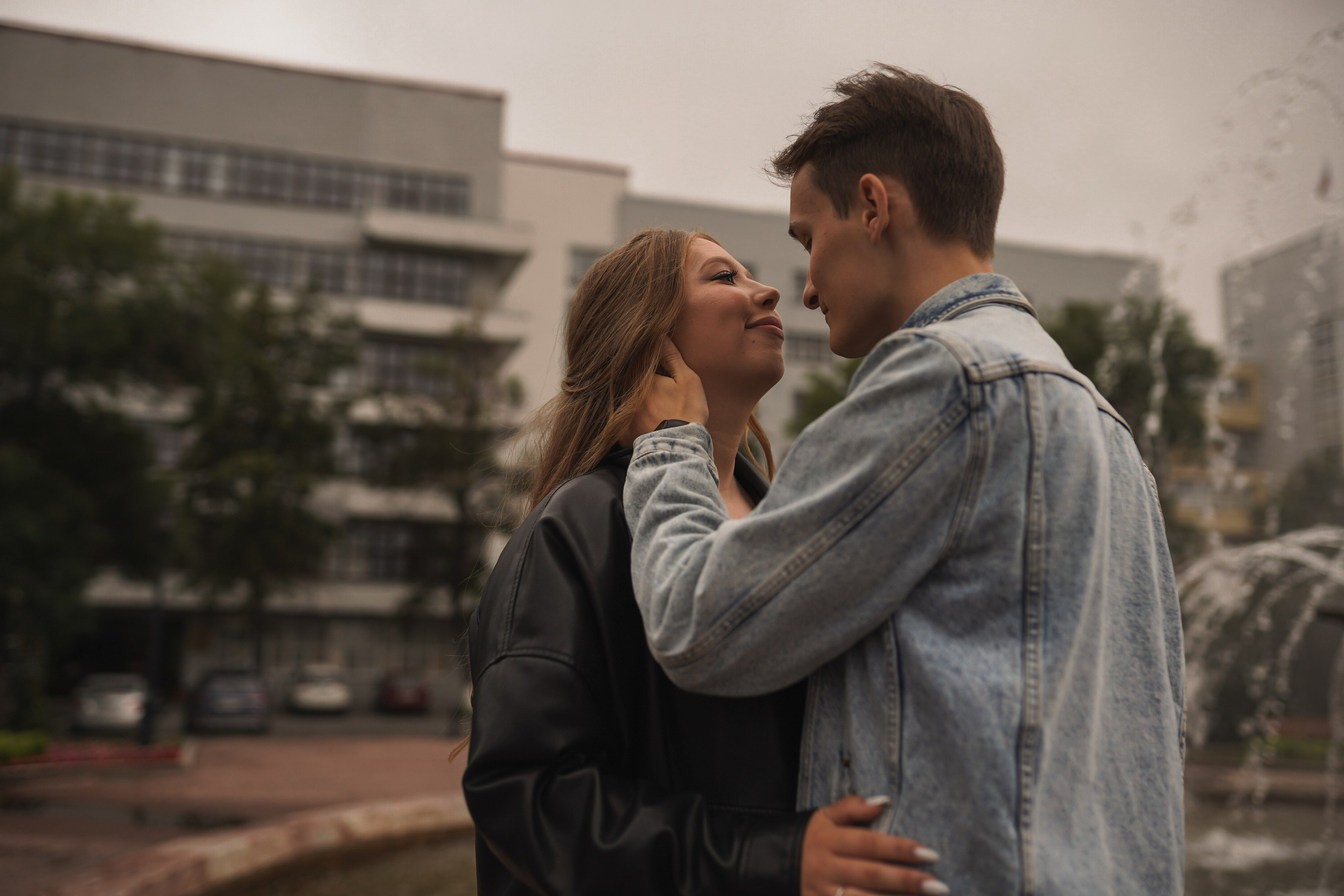 За малиновым солнцем