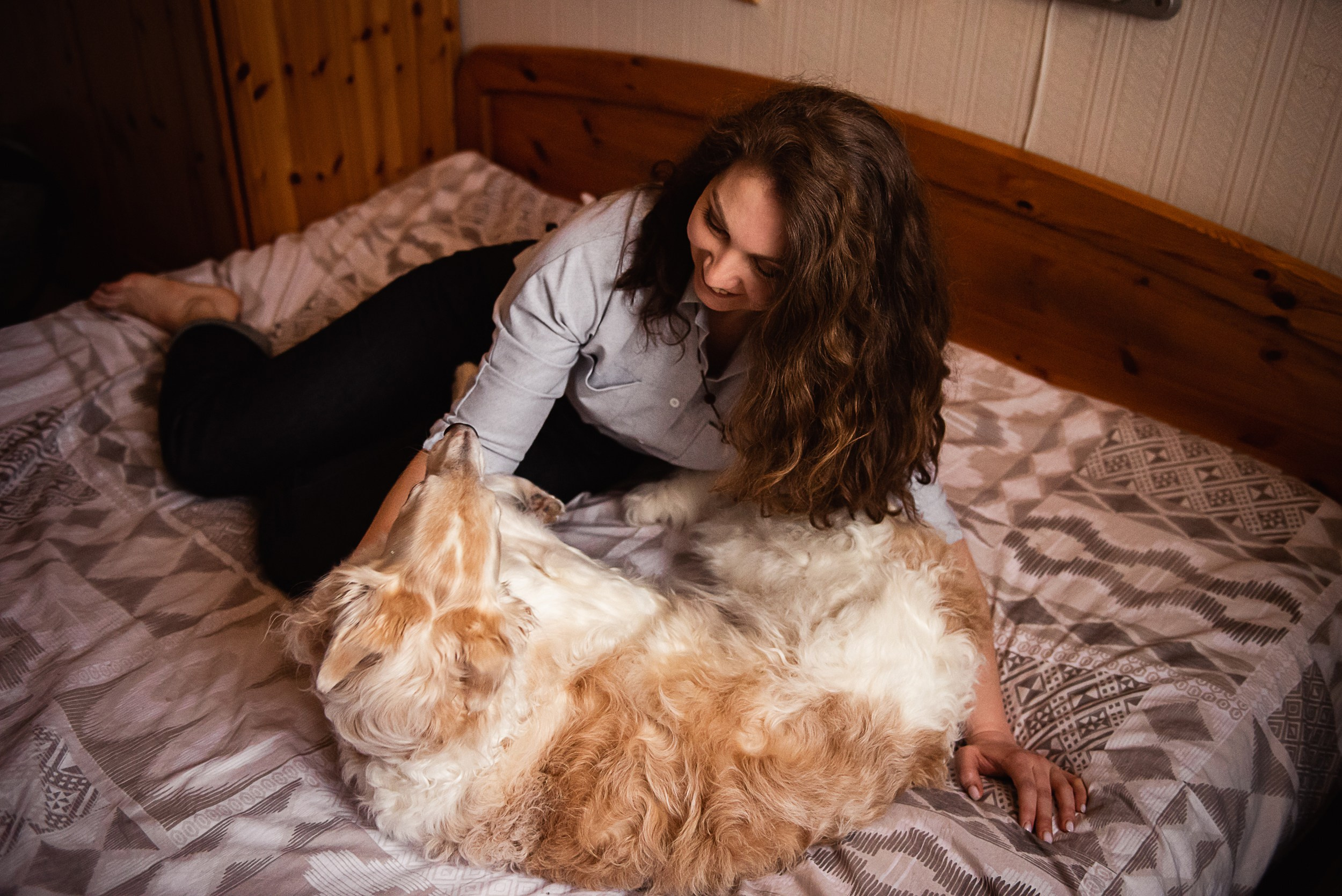 Квартира с картинами. Алиса, Андрей и их пушистая семья. Семейный Фотограф в Москве Ирина Хохлова