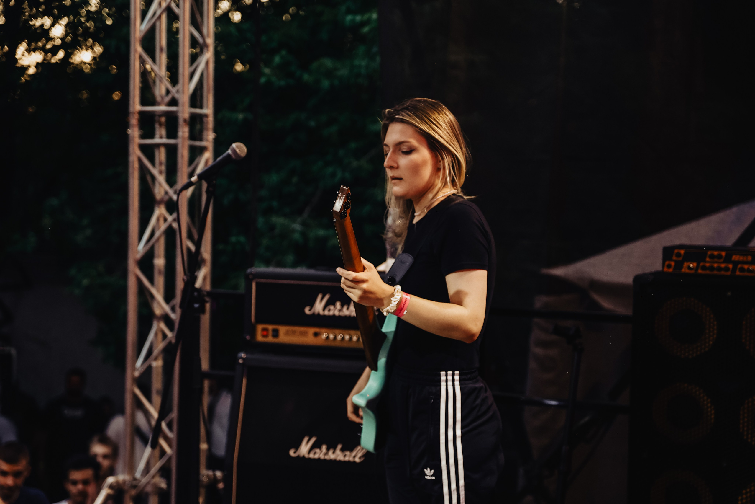 ЛЕТНИЙ МЕТАЛ В ПРАВДЕ