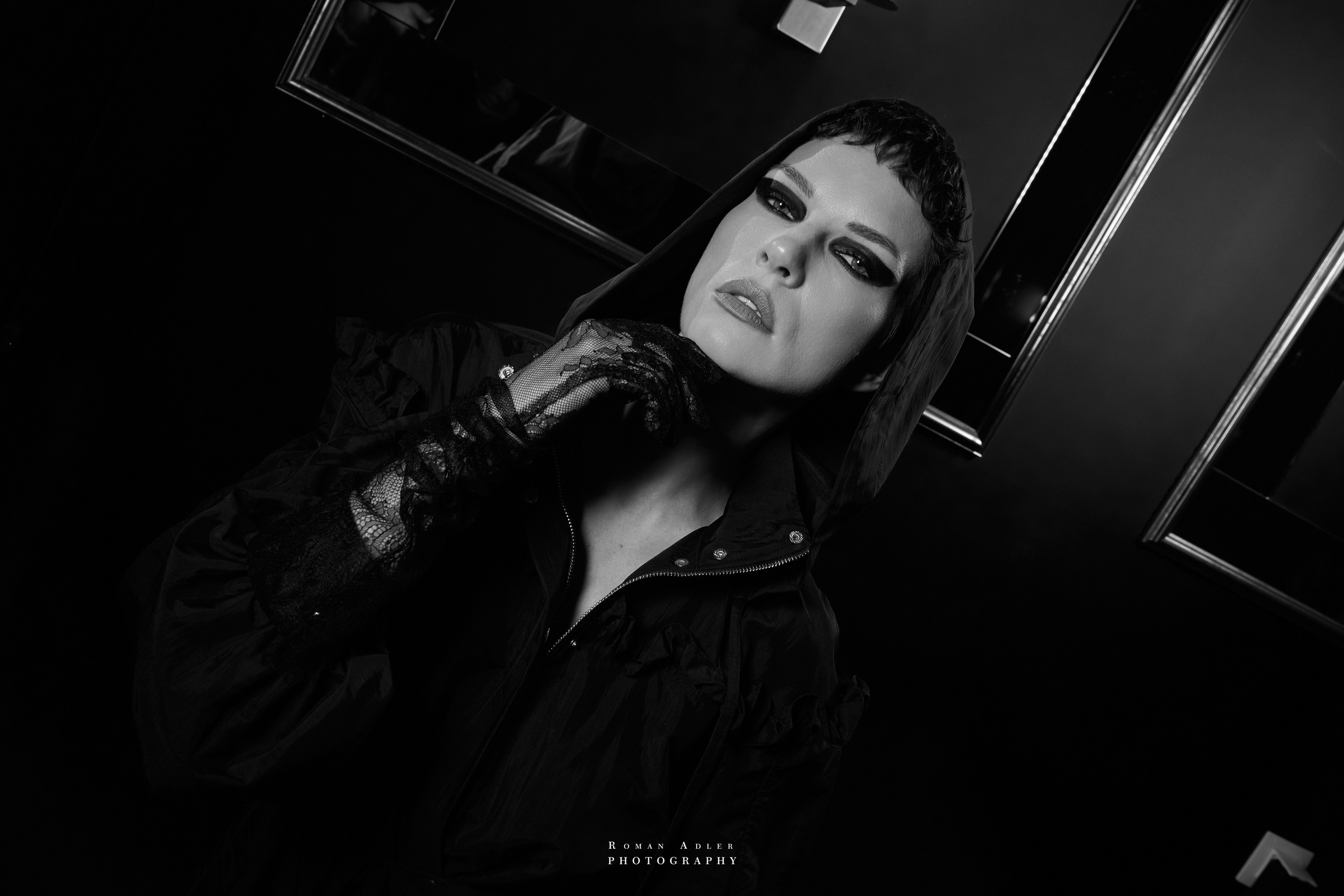 Fashion-проект DESIGNER. Фотограф Роман Адлер