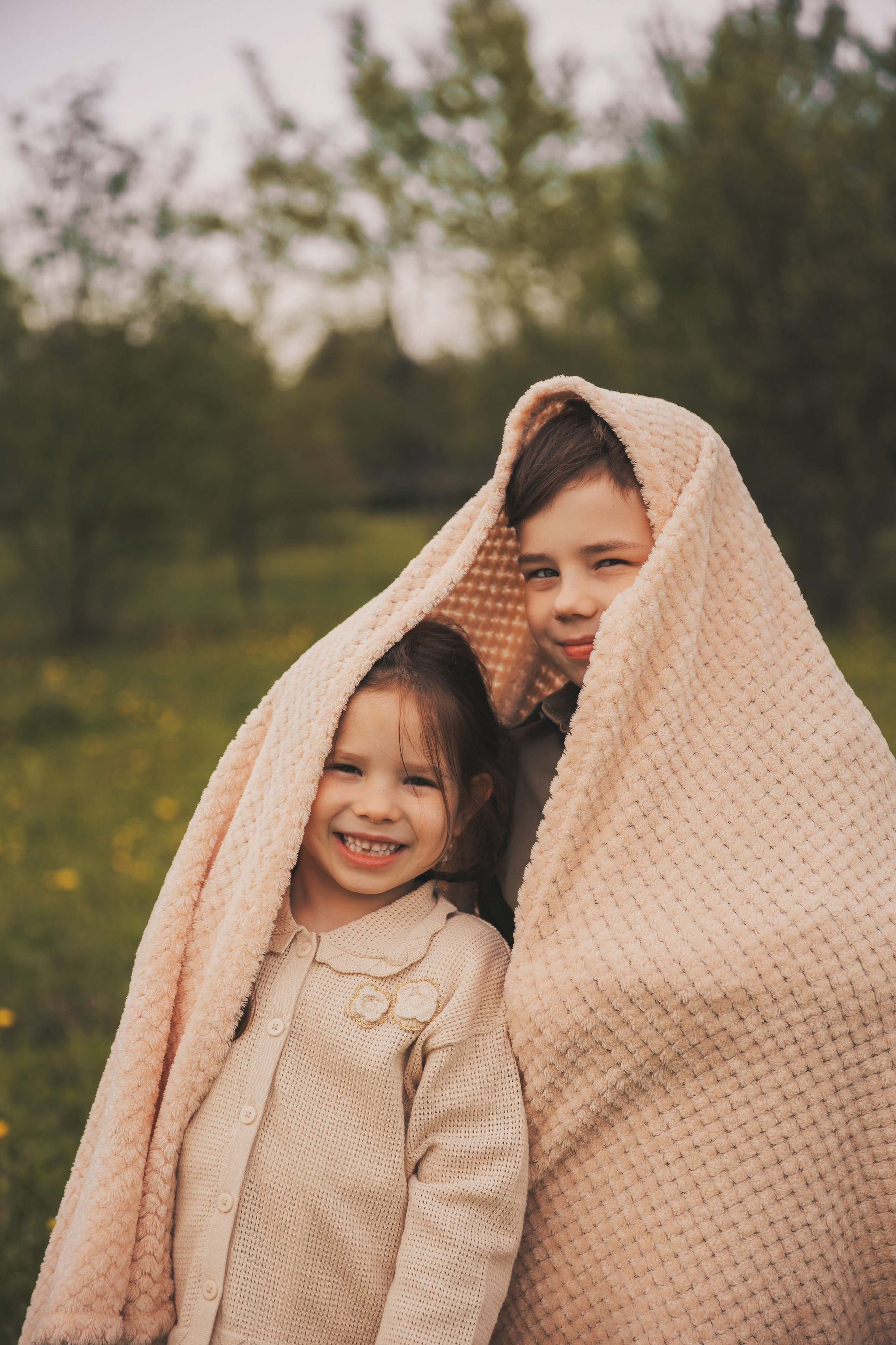 Фотосессия мамы с детьми в парке. Семейный и женский фотограф в Москве Надежда Воробьева