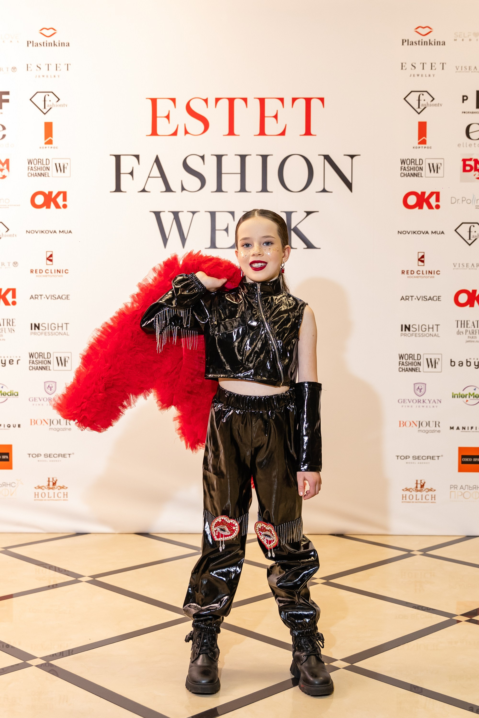 ESTET FASHION WEEK (KIDs REVOLUTION). Татьяна Чернышова свадебный фотограф Москва