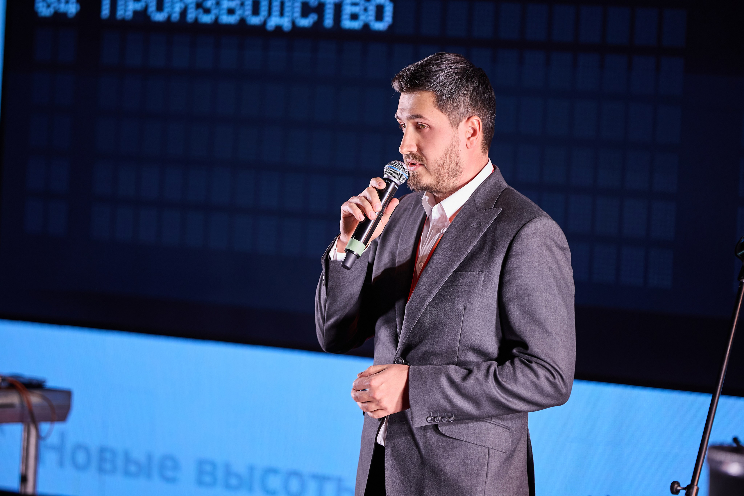 SWG. Антон Гошовский - свадебный и семейный фотограф в Москве и Крыму