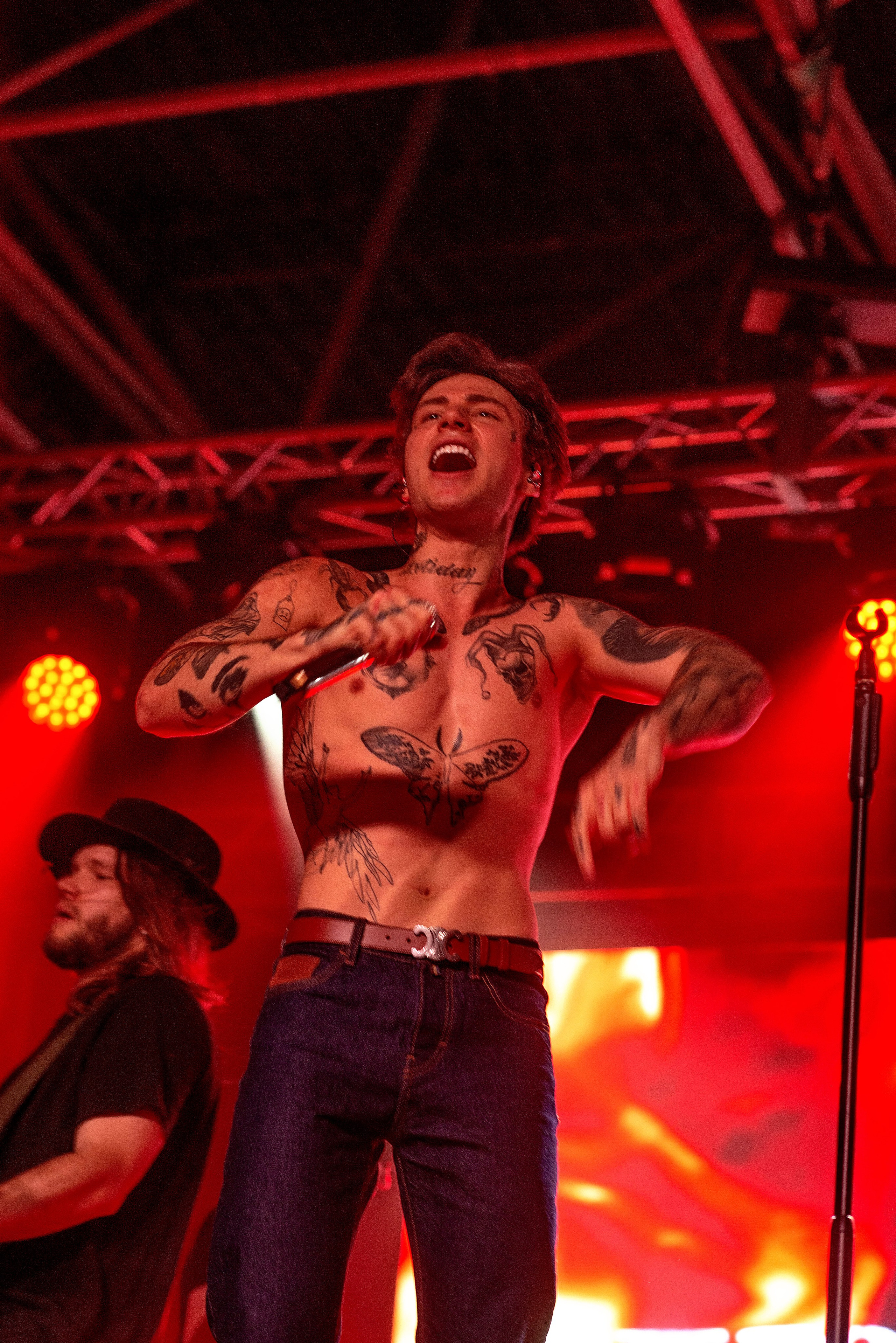 Концерт Хolidayboy. Школьный, фэшн фотограф в Тюмени и в России Ирина Королева