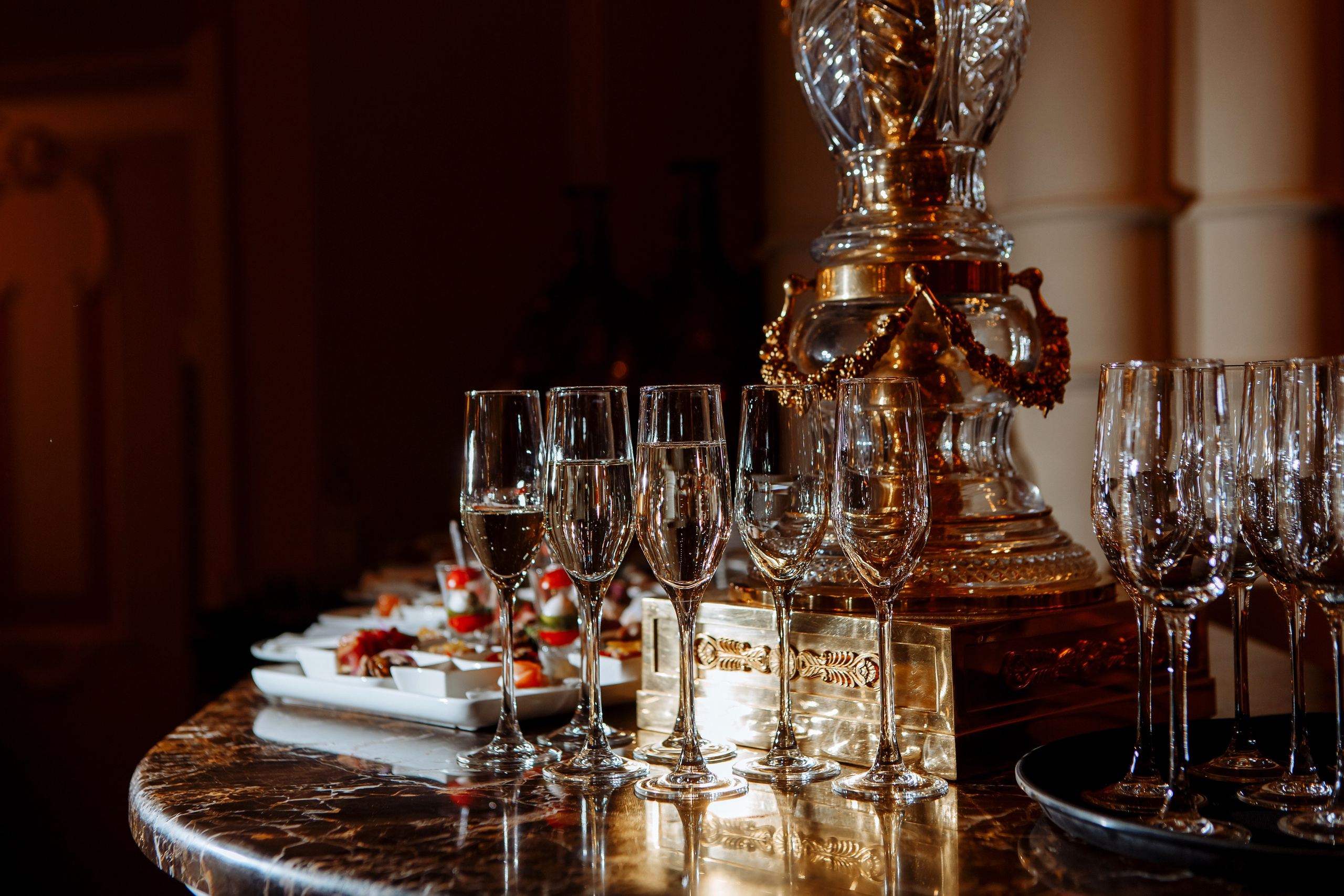 День рождения Сергея (костюмированный бал в отеле Талеон). Свадебный фотограф в Санкт-Петербурге