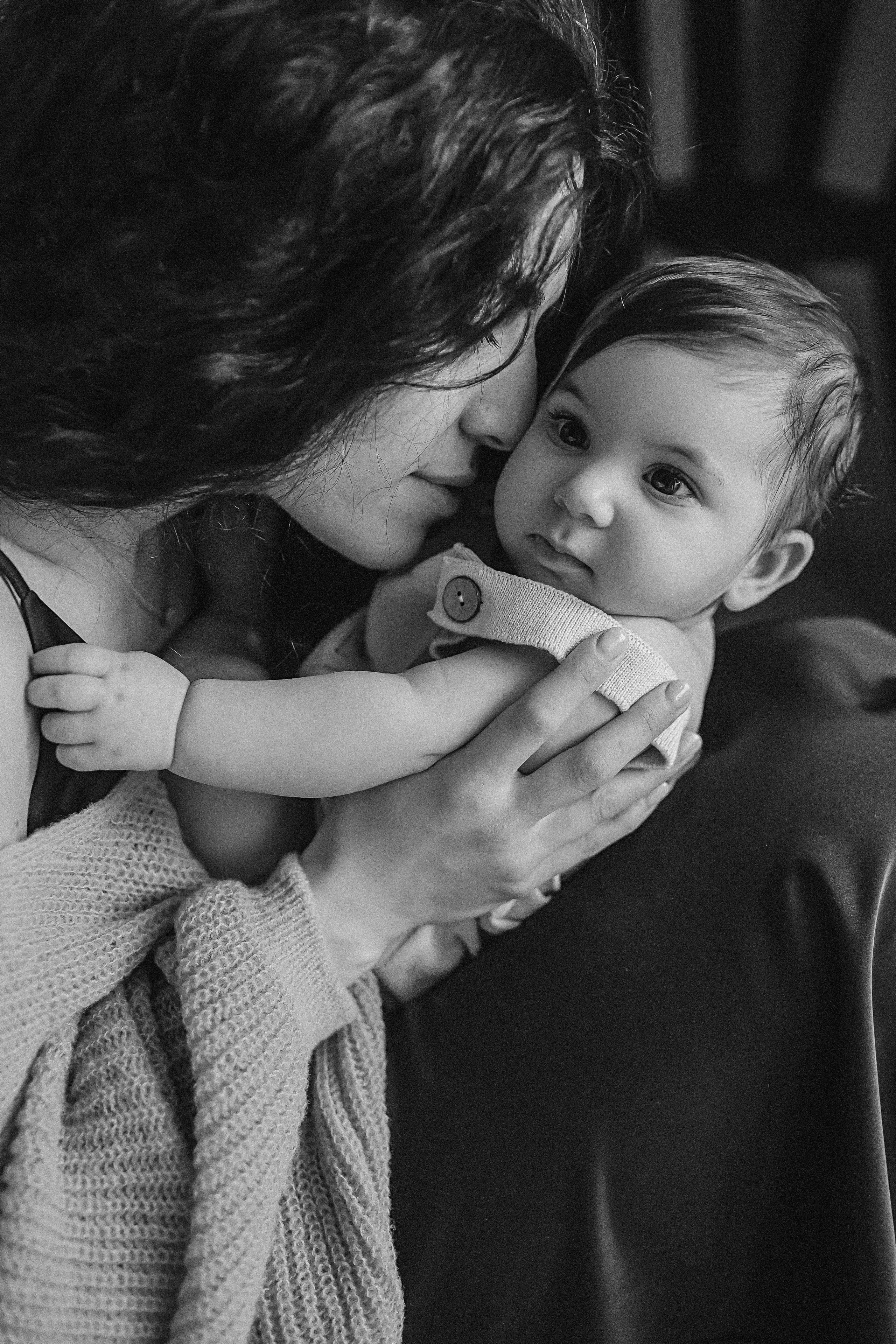 С малышкой. Семейный фотограф Тюмень, фотограф на роды Салмина Мария