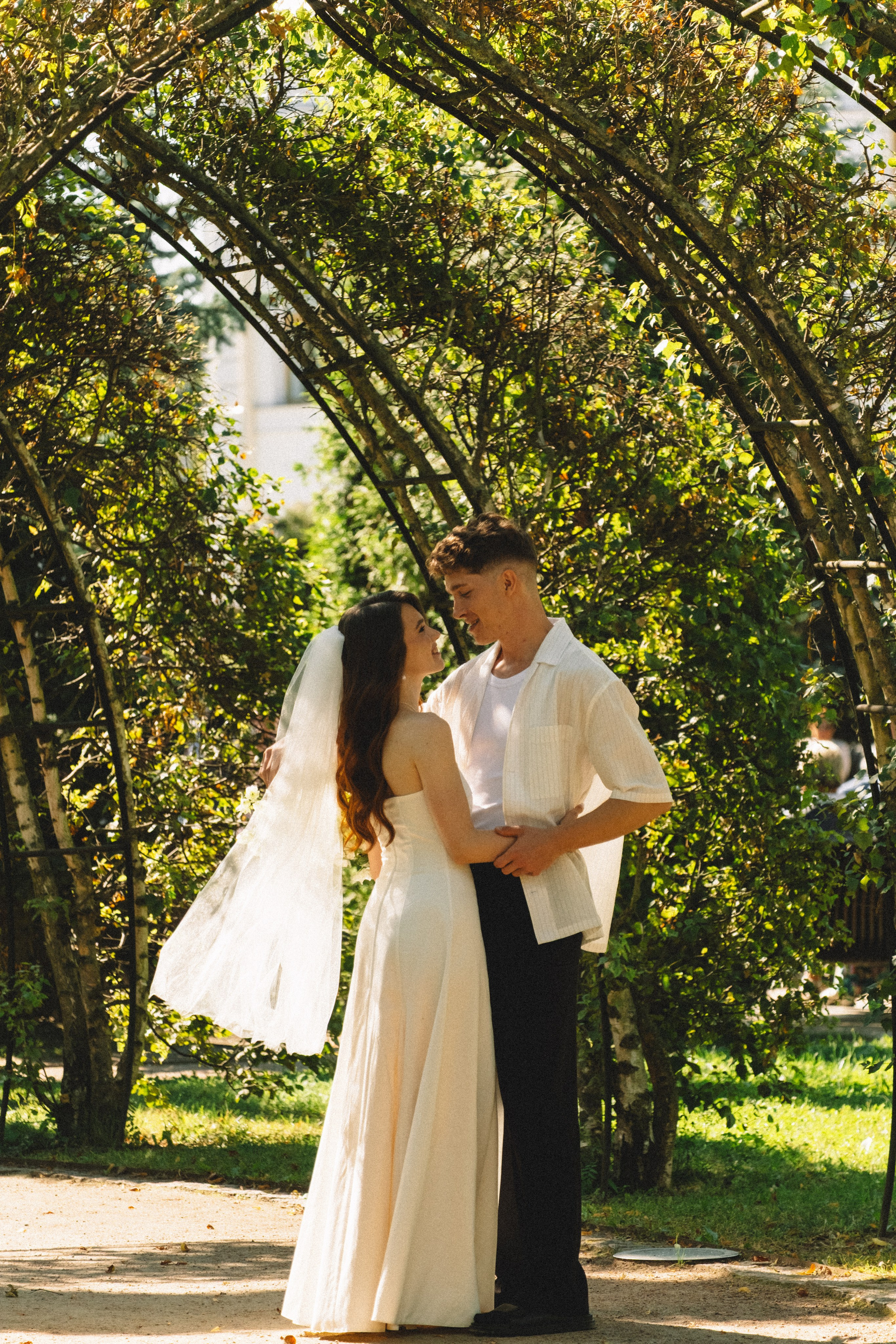 СВАДЕБНАЯ СЬЕМКА В ПЕТЕРГОФЕ И СЬЕМКА РЕПОРТАЖА В ЗАГСЕ ПЕТЕРГОФА. Профессиональный фотограф, Санкт-Петербург — Виктория Богомолова