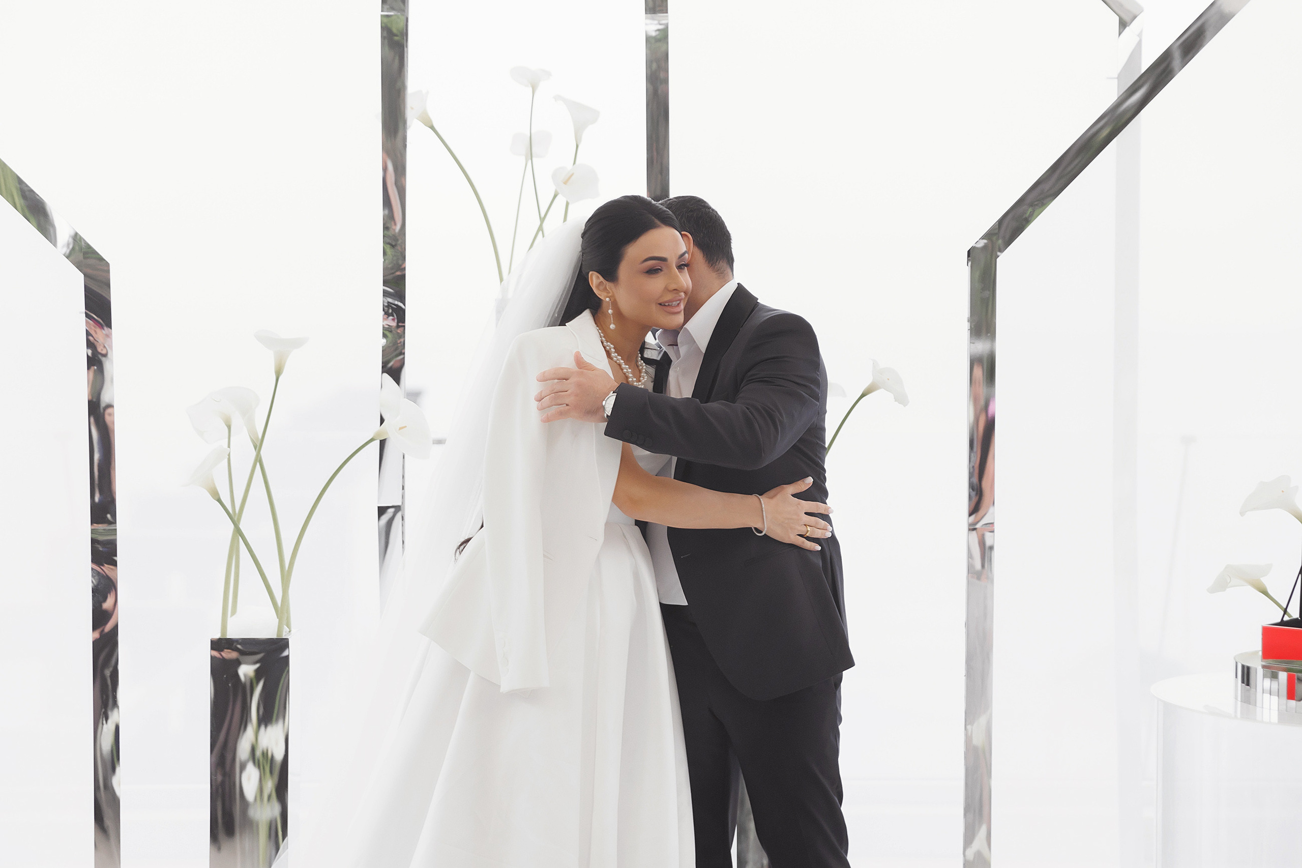 Свадебная фотосессия в отеле "Swissotel Resort Сочи Камелия". Свадебный и семейный фотограф в Сочи Денис Вялов