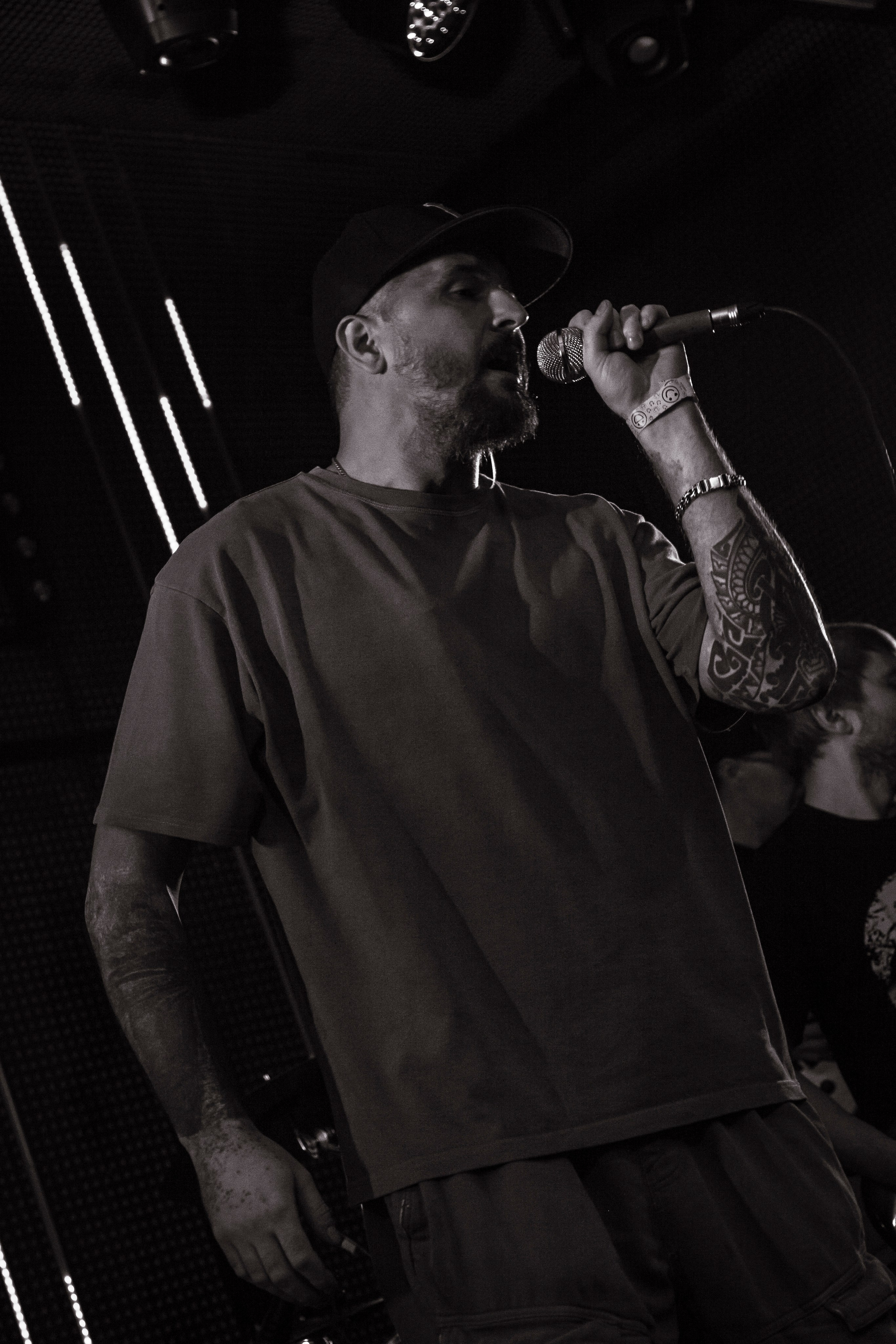 Рок-концерт. Reborn.19.09.25. Профессиональное фото в Казани: от идеи до результата. Фотограф Яна Мур