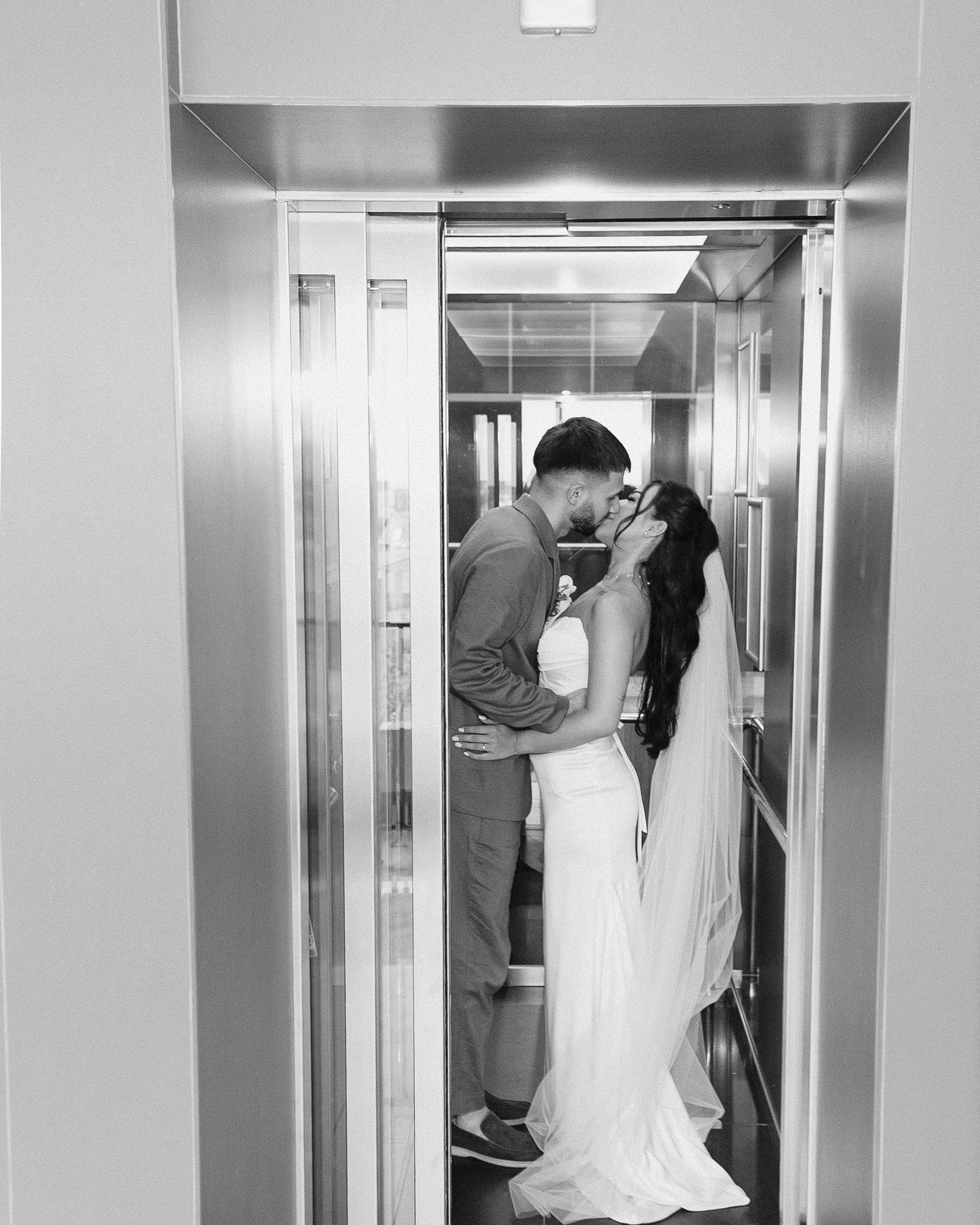 Аркадий и Динара. Свадебный фотограф Семен Матвин