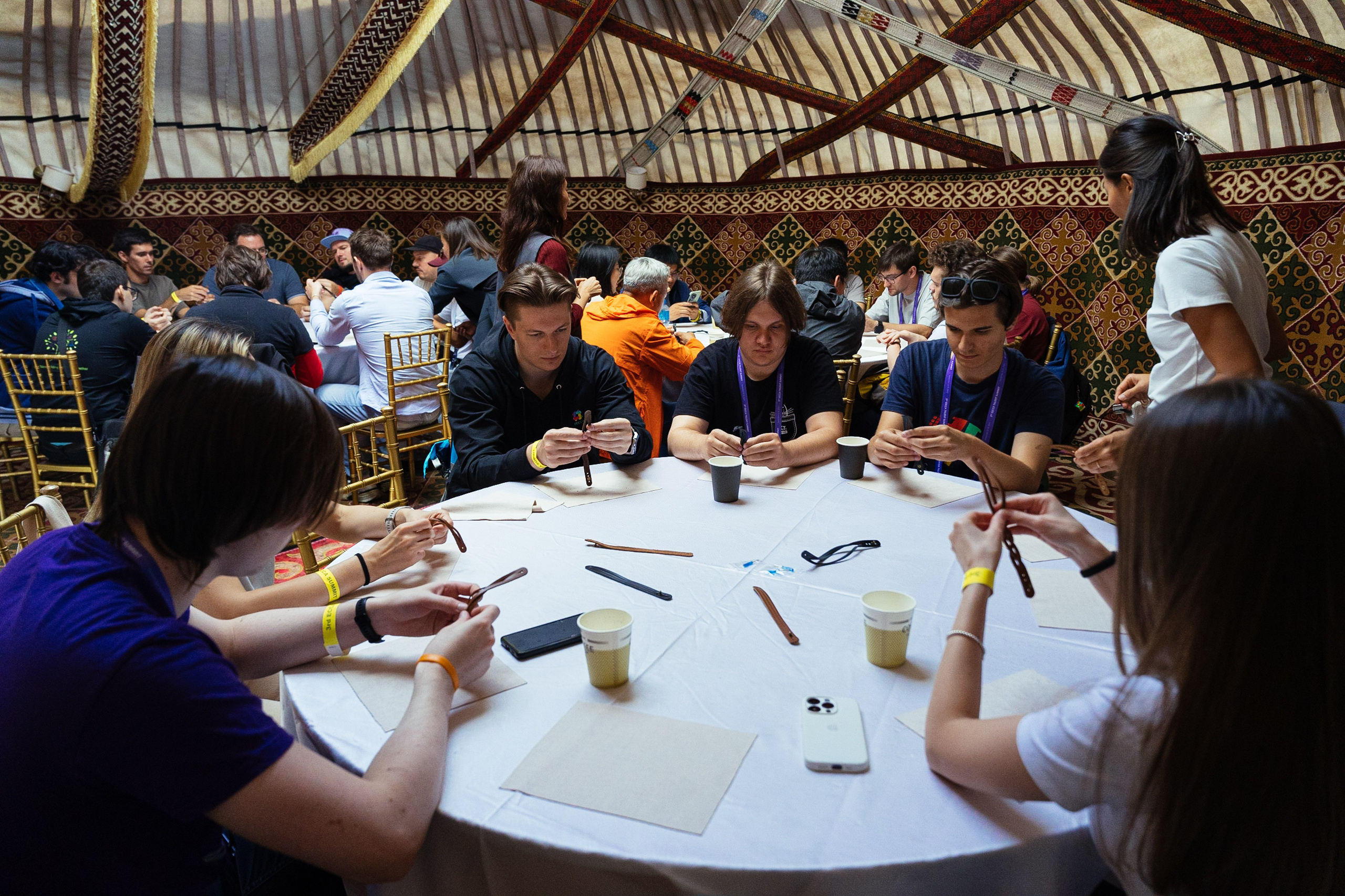 Team building — Eecca Summit. Репортажный фотограф в Астане — Диана Калтаева, портретный фотограф