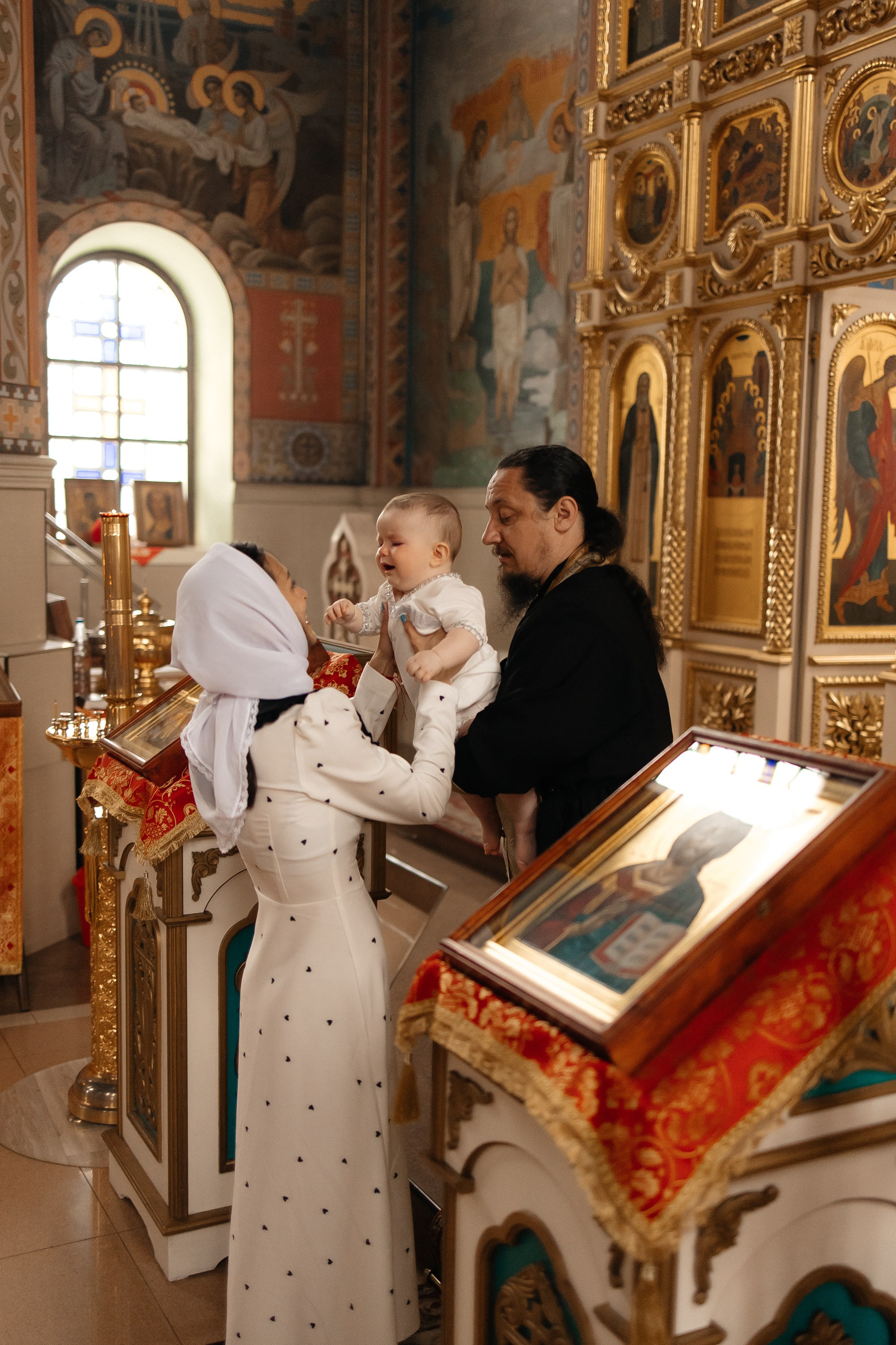 Таинство Крещения Михаила. Семейный фотограф в Краснодаре Храмова Анна