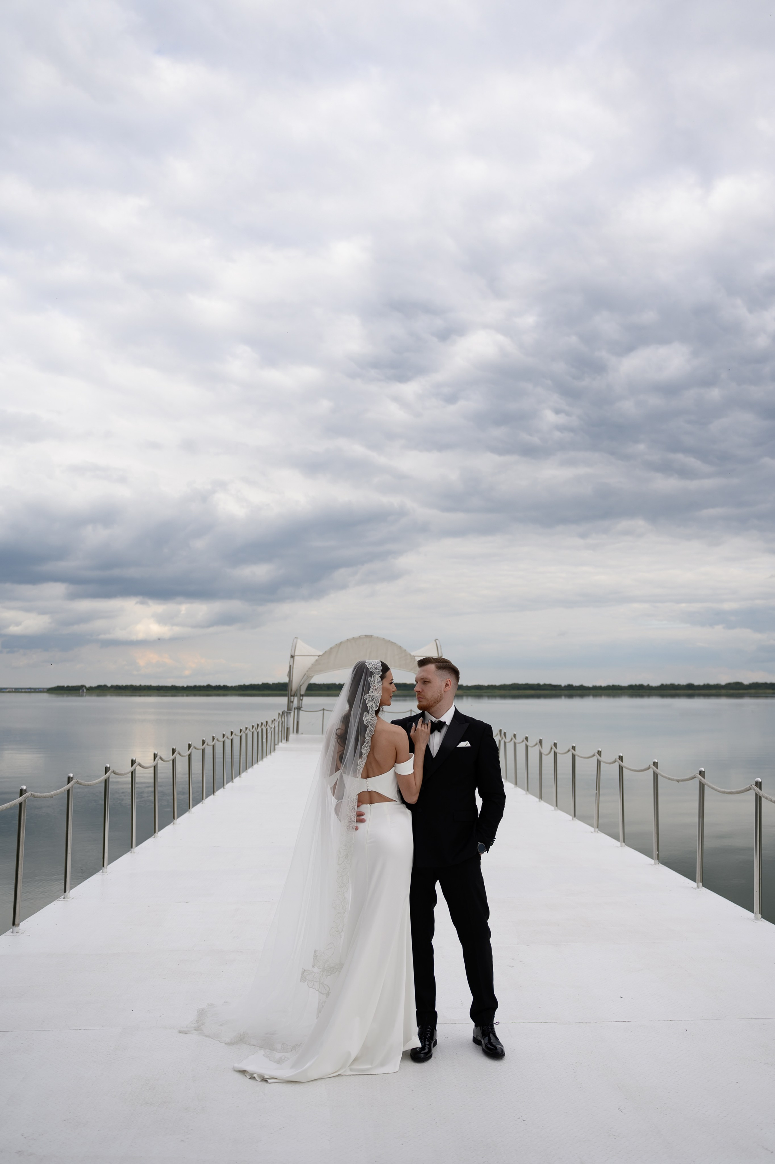 Женя & Марина, Загородная Свадьба на берегу озера. Свадебный фотограф Тюмень Анастасия Битная