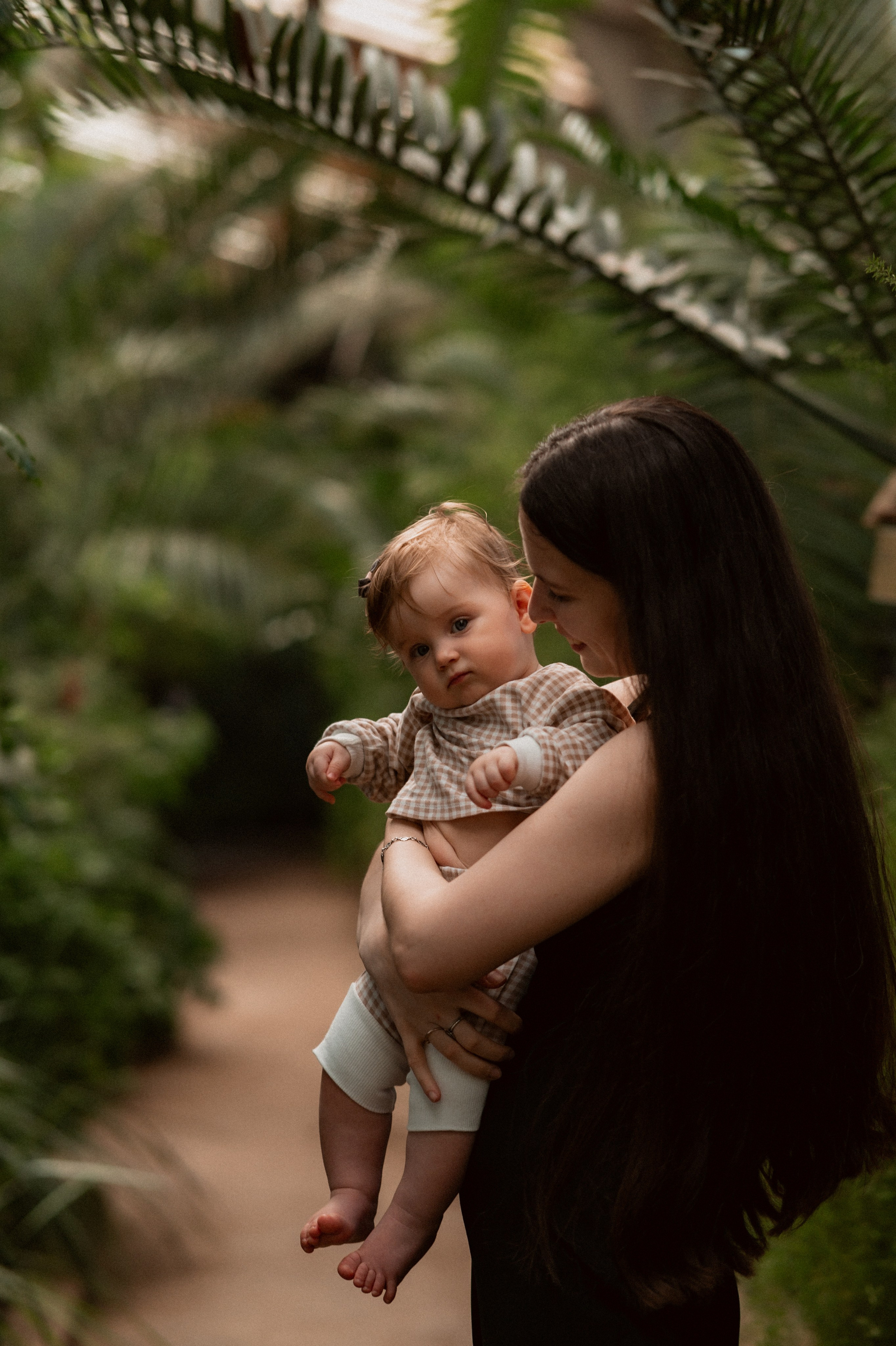 Илья, Ирина и Ева в Оранжерее. Семейный и свадебный lifestyle-фотограф в Москве Мария Петрова