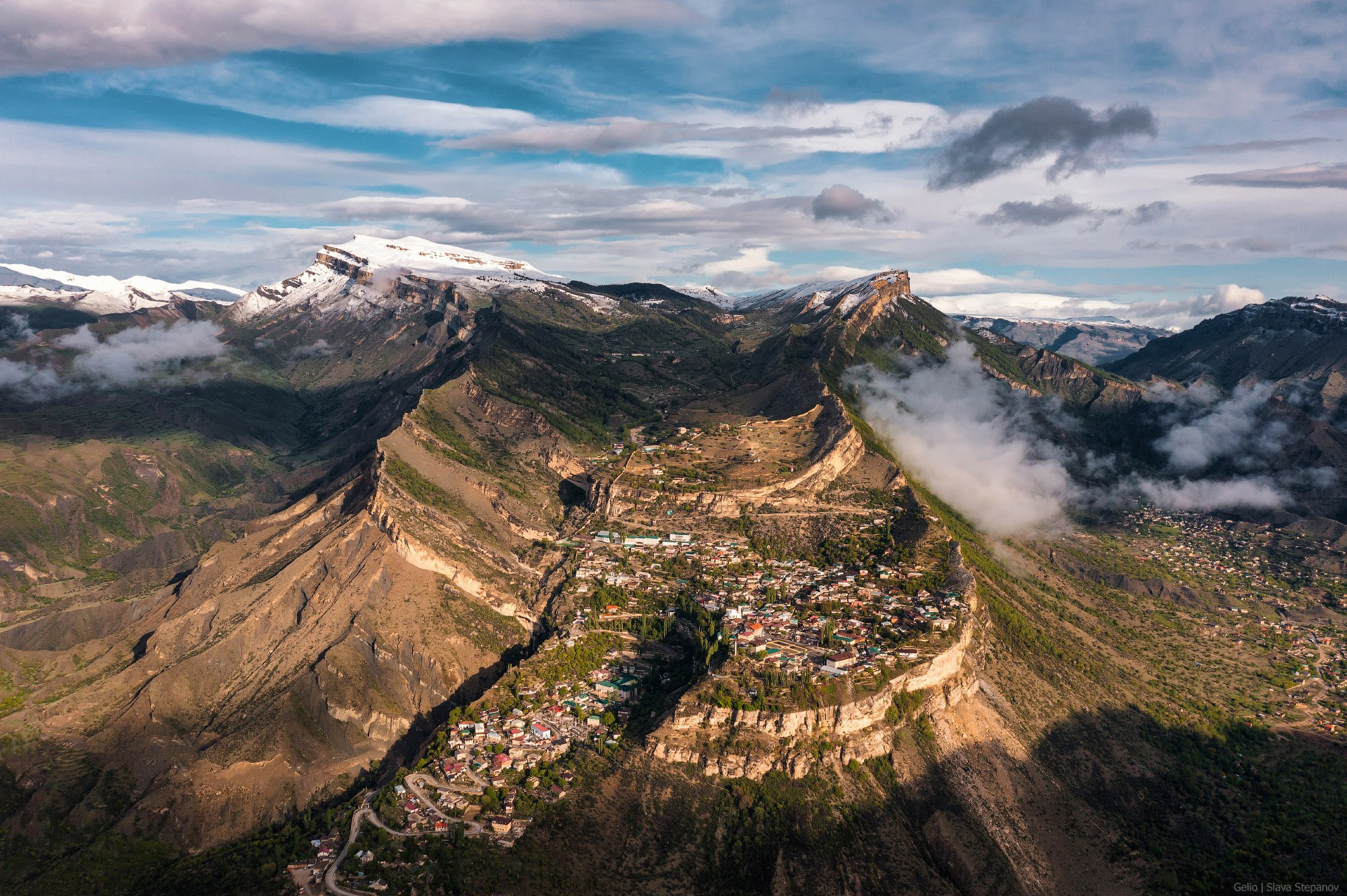Гуниб дагестан посёлок с высоты на горе