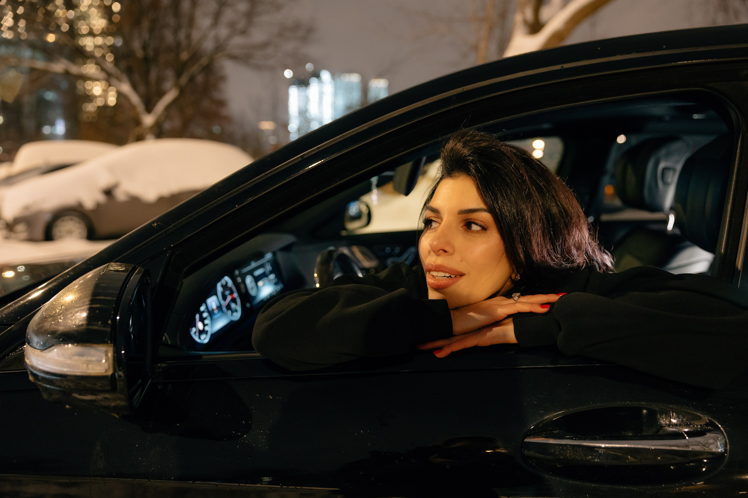 МАРИНА. Я фотограф из Москвы к Вашим услугам