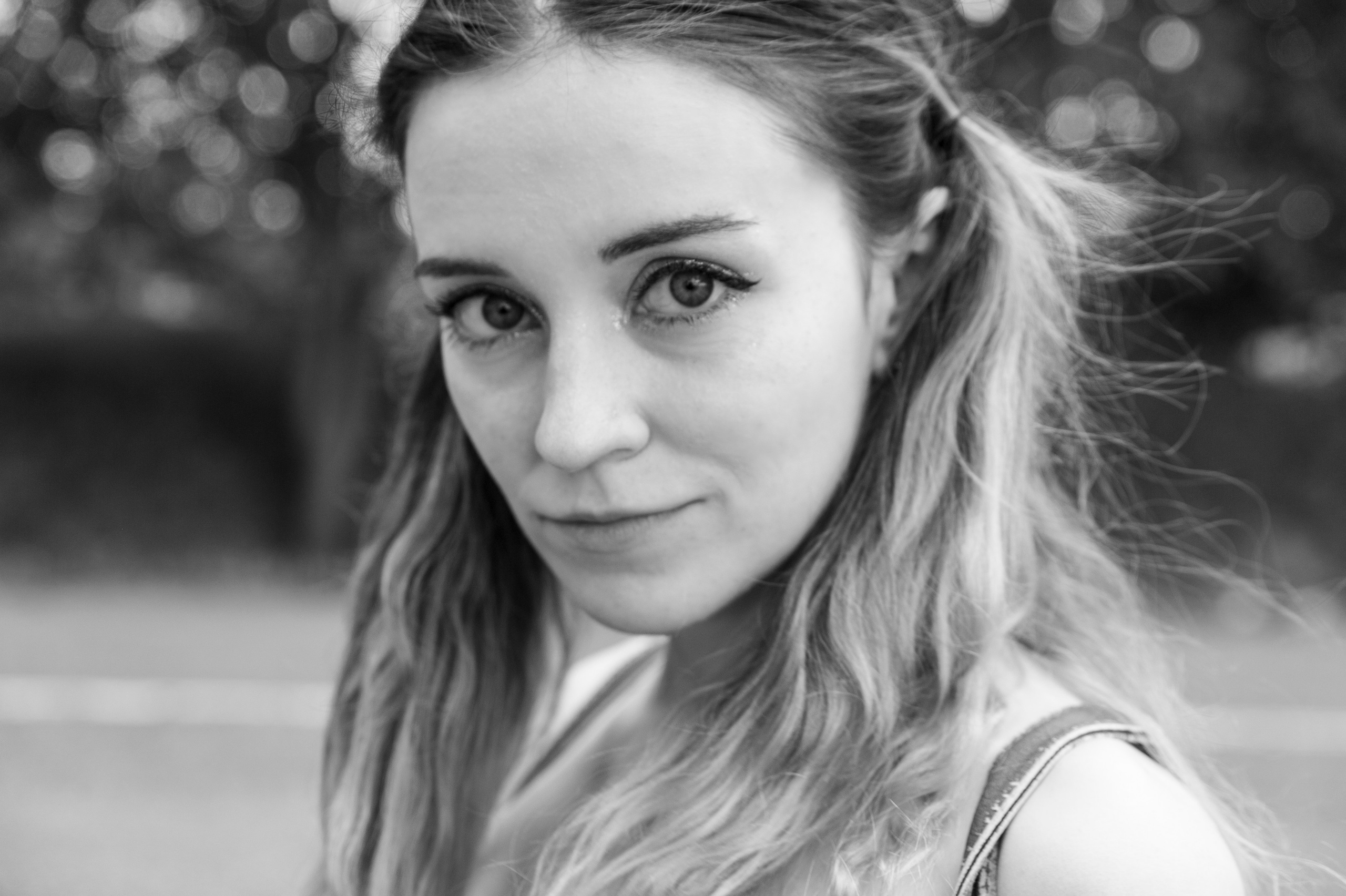 Тамрис Пантелеев — фотограф и поэт