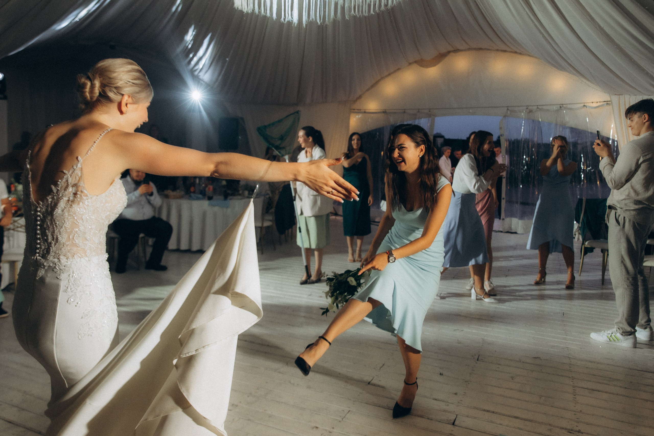 Эллина и Алексей. Свадьба в усадьбе. Алена Бадамшина — свадебный фотограф Воронеж / Москва