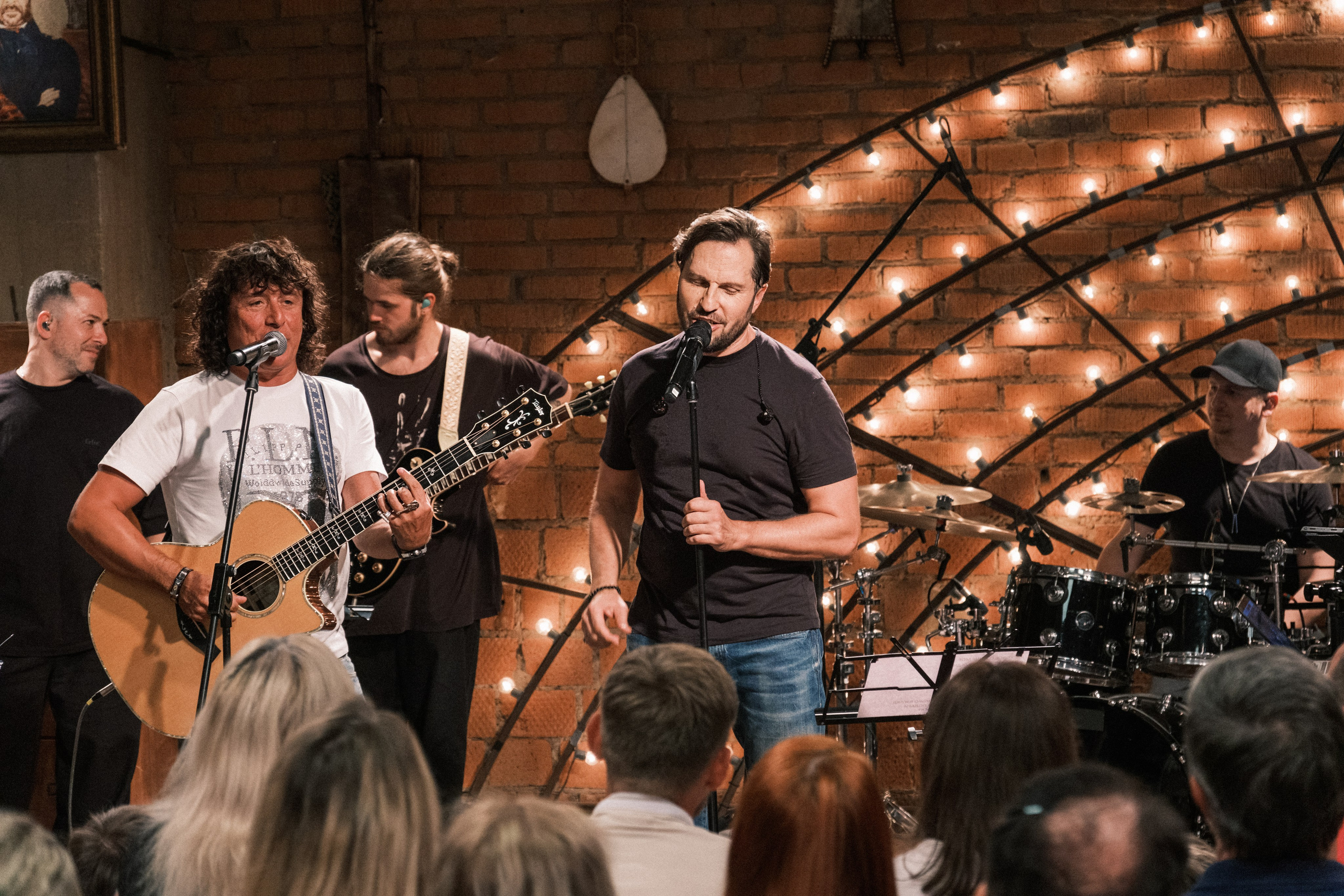 Квартирник у Маргулиса. Александр Ревва (Артур Пирожков). Профессиональный фотограф в Москве и МО Денис Кулешов