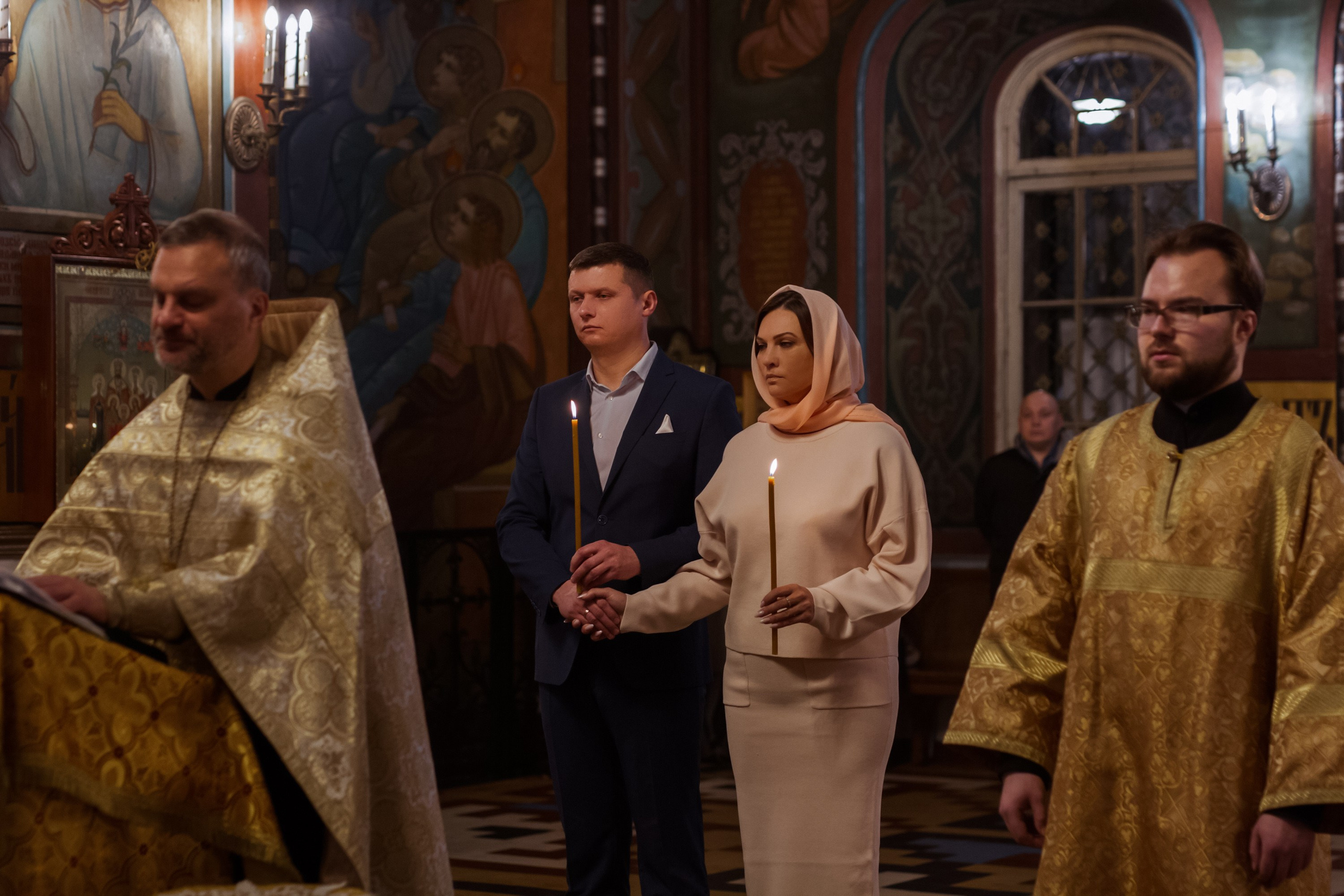 Венчание в храме Петра и Павла в Петергофе. Контент- фотограф, рилсмейкер в Санкт- Петербурге Елена Грие