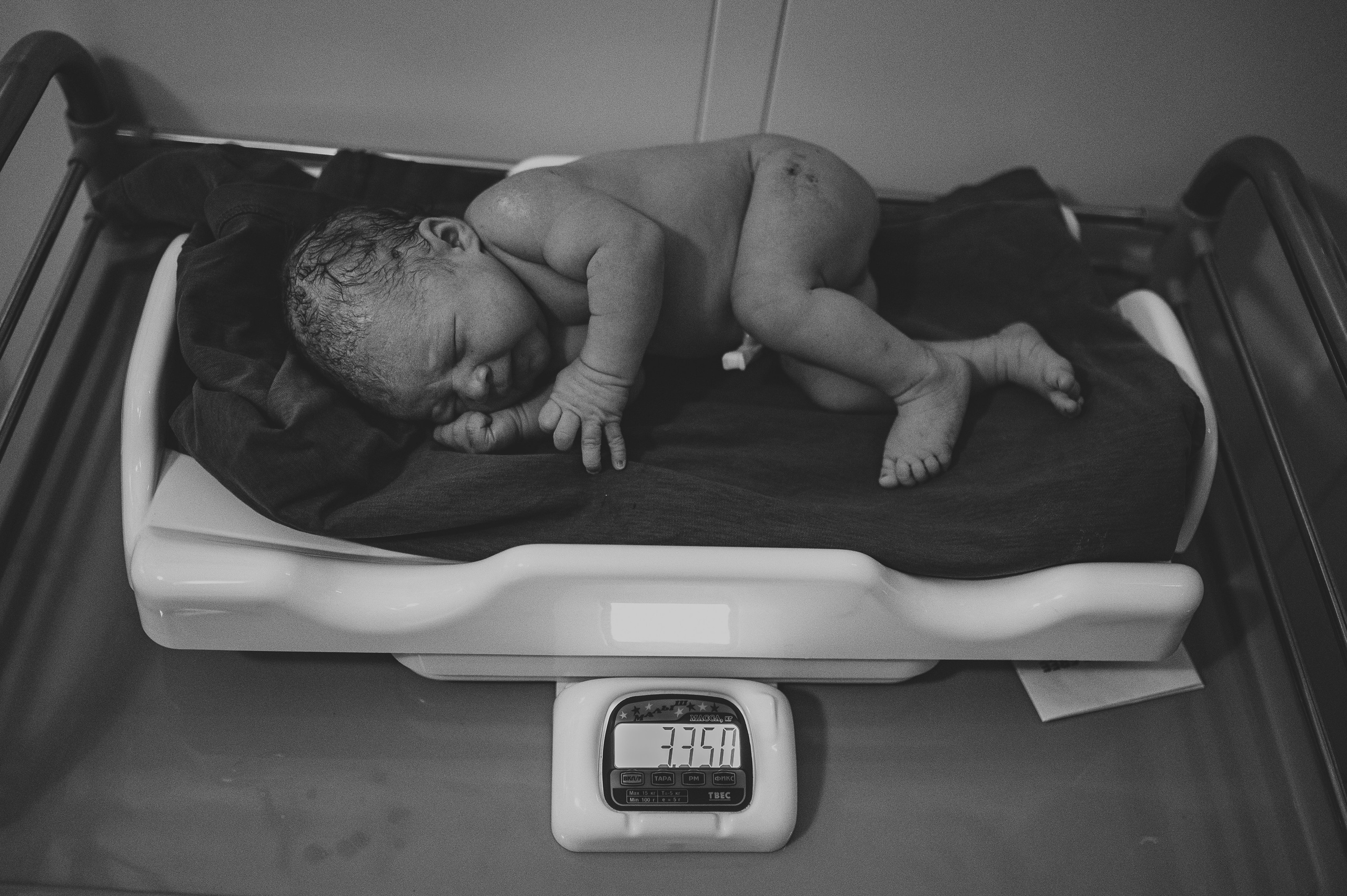 Рождение Антонины. Фотограф и видеограф в Санкт-Петербурге Полина Янушко. Съёмка родов