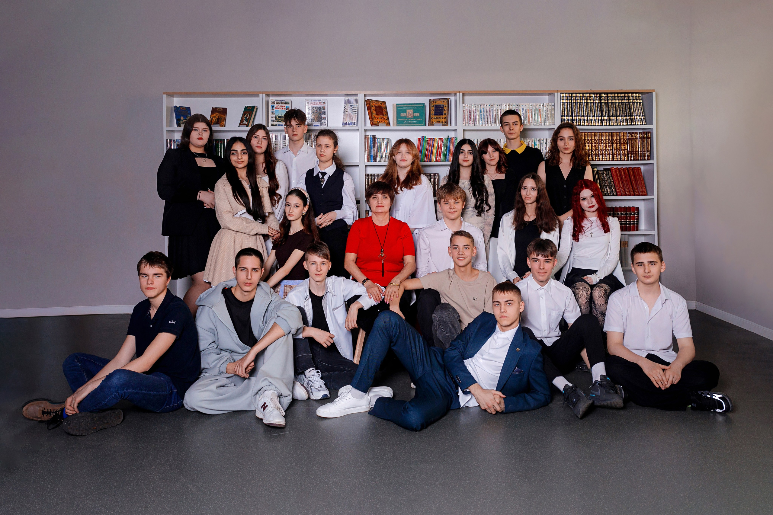 СТАРШАЯ ШКОЛА. Семейный фотограф в Москве выпускные альбомы Клюковская Надежда