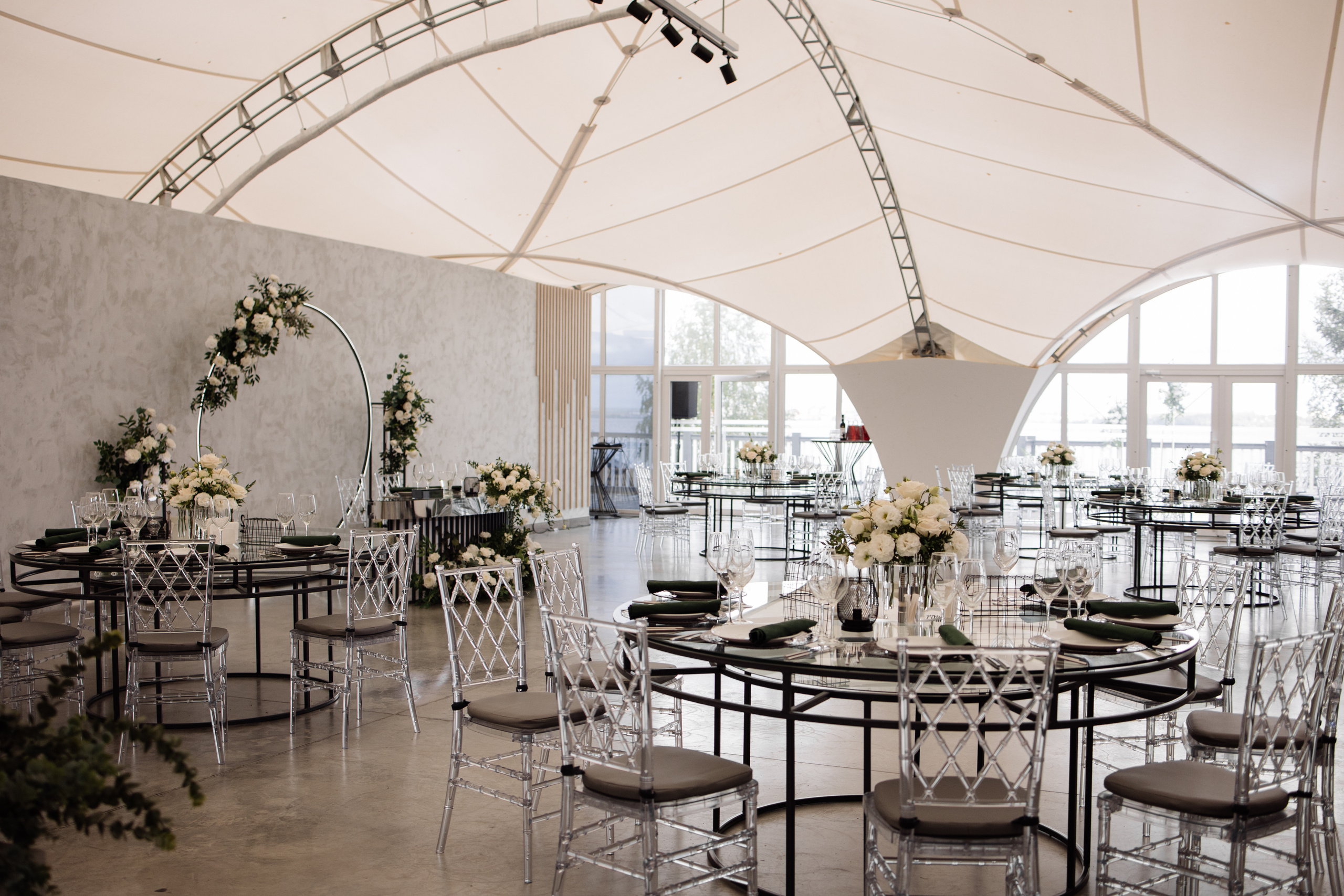 Оля и Данил. Семейный свадебный фотограф Семен Егоров