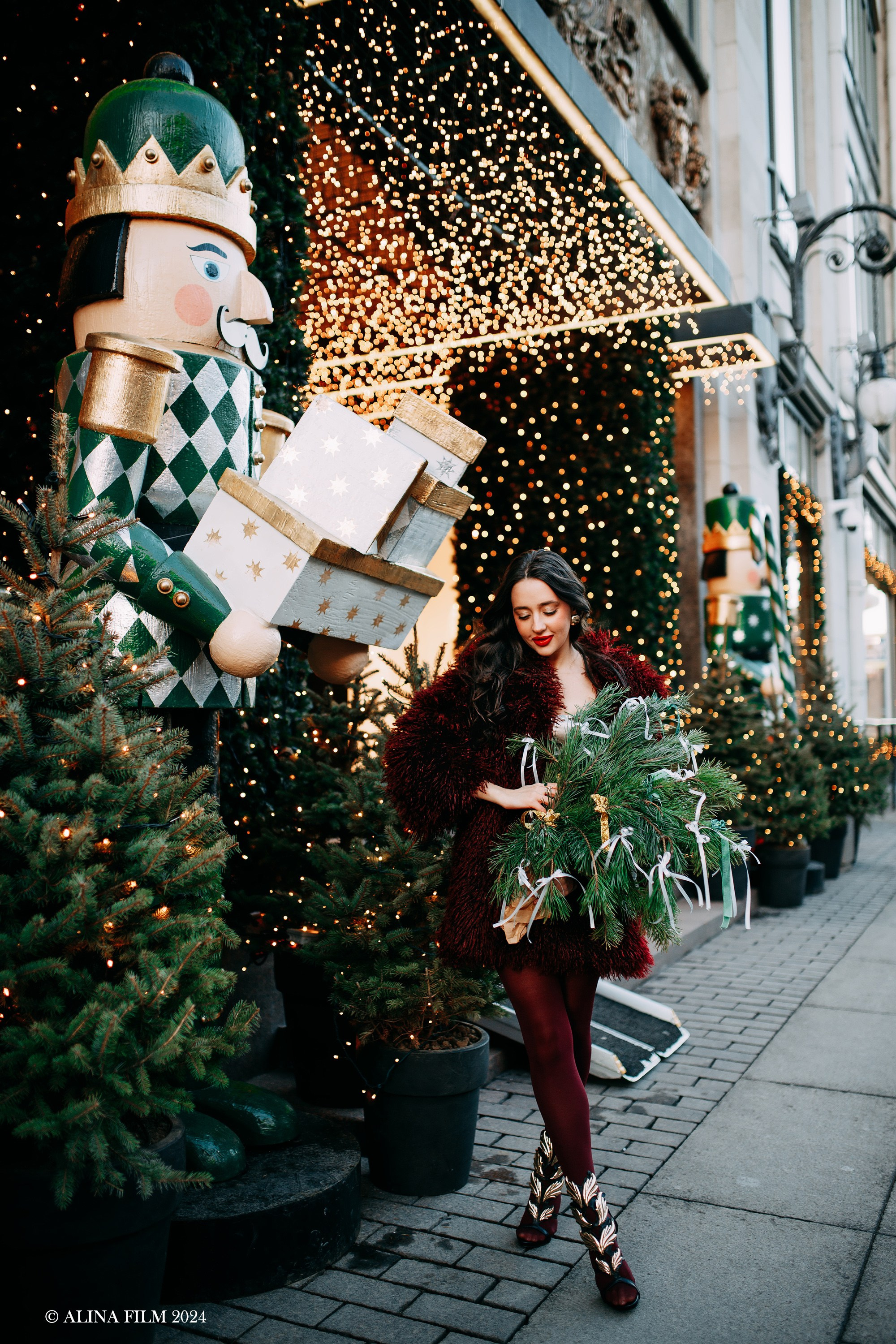 Фотосессия у ДЛТ. Фотограф в Санкт-Петербурге Alina Film