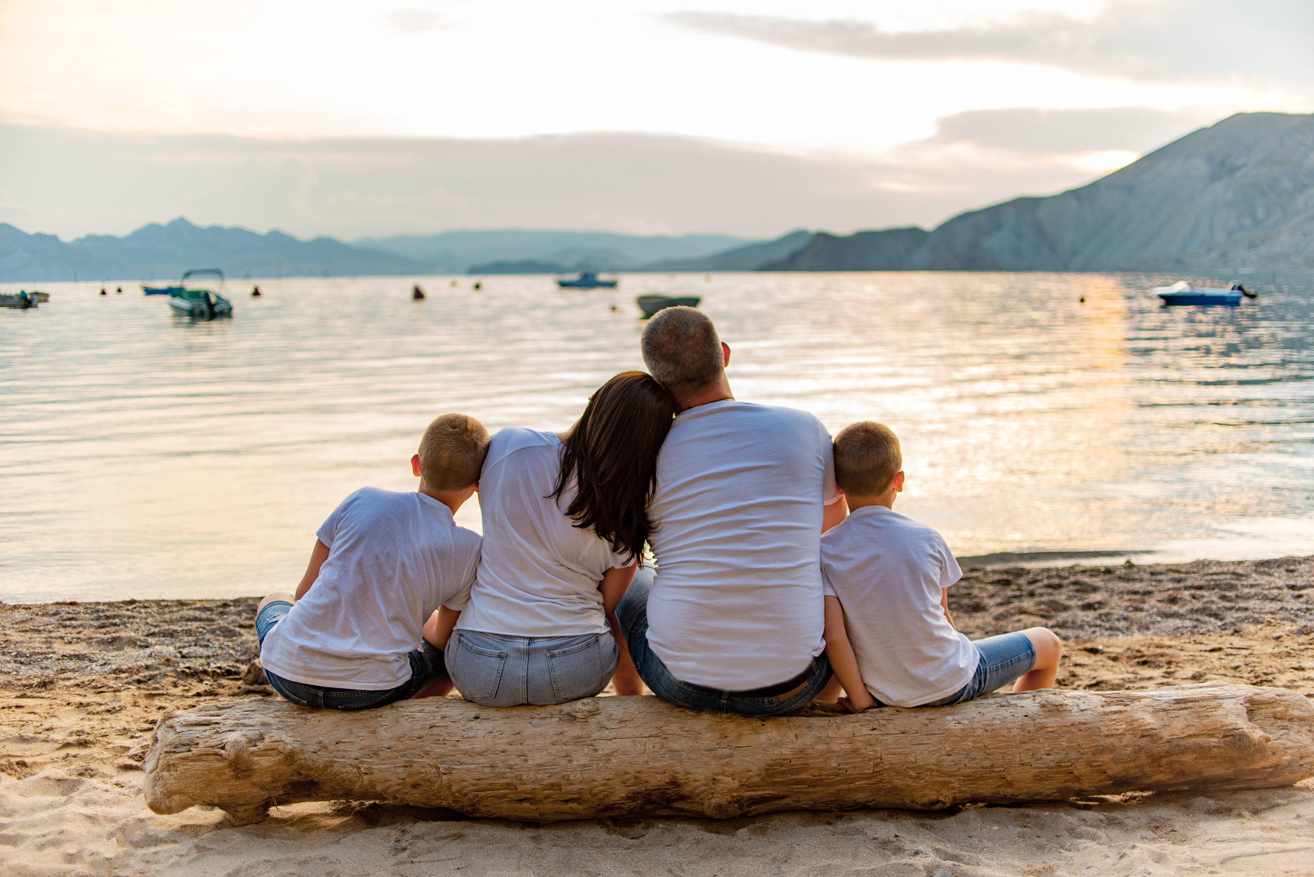 Елена. Семейный и свадебный фотограф в Феодосии и Коктебеле