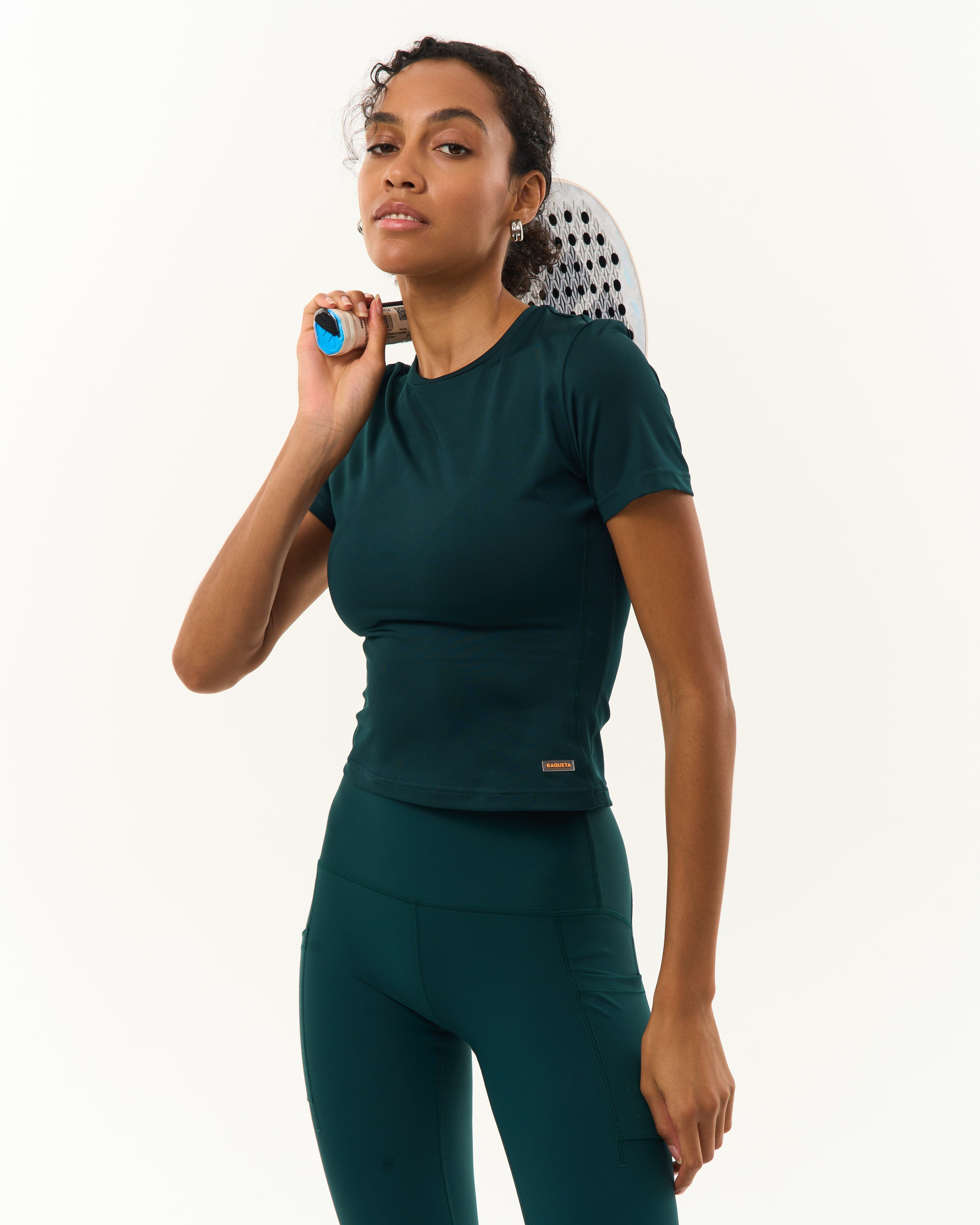 RAQUETA. 595 Production