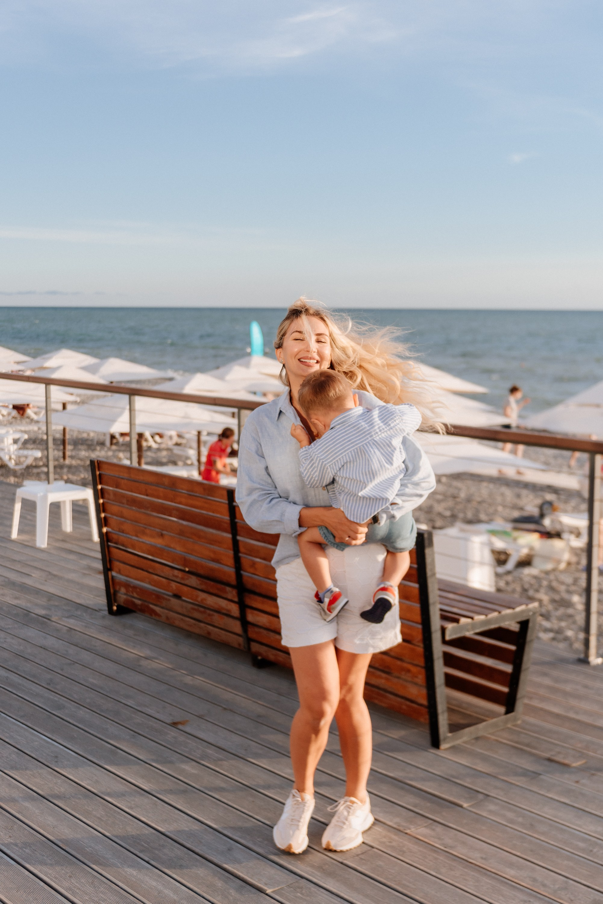 Family photoshoot in Batumi. Fedor Lemeshko — Destination Wedding and Family Lifestyle photographer