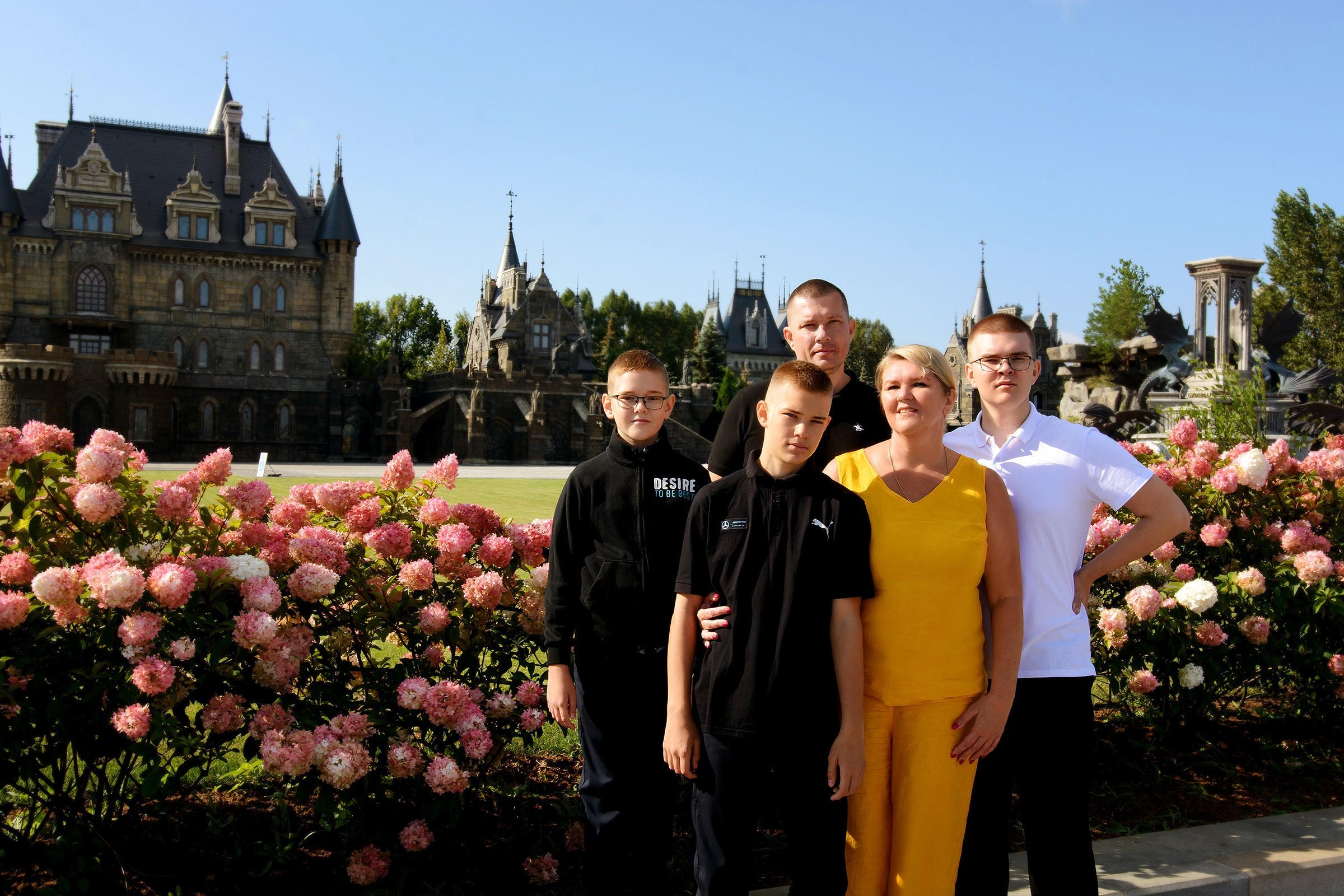 Семейная Фотосессия у Замка Гарибальди. Фотограф Оксана Сафонова г. Тольятти