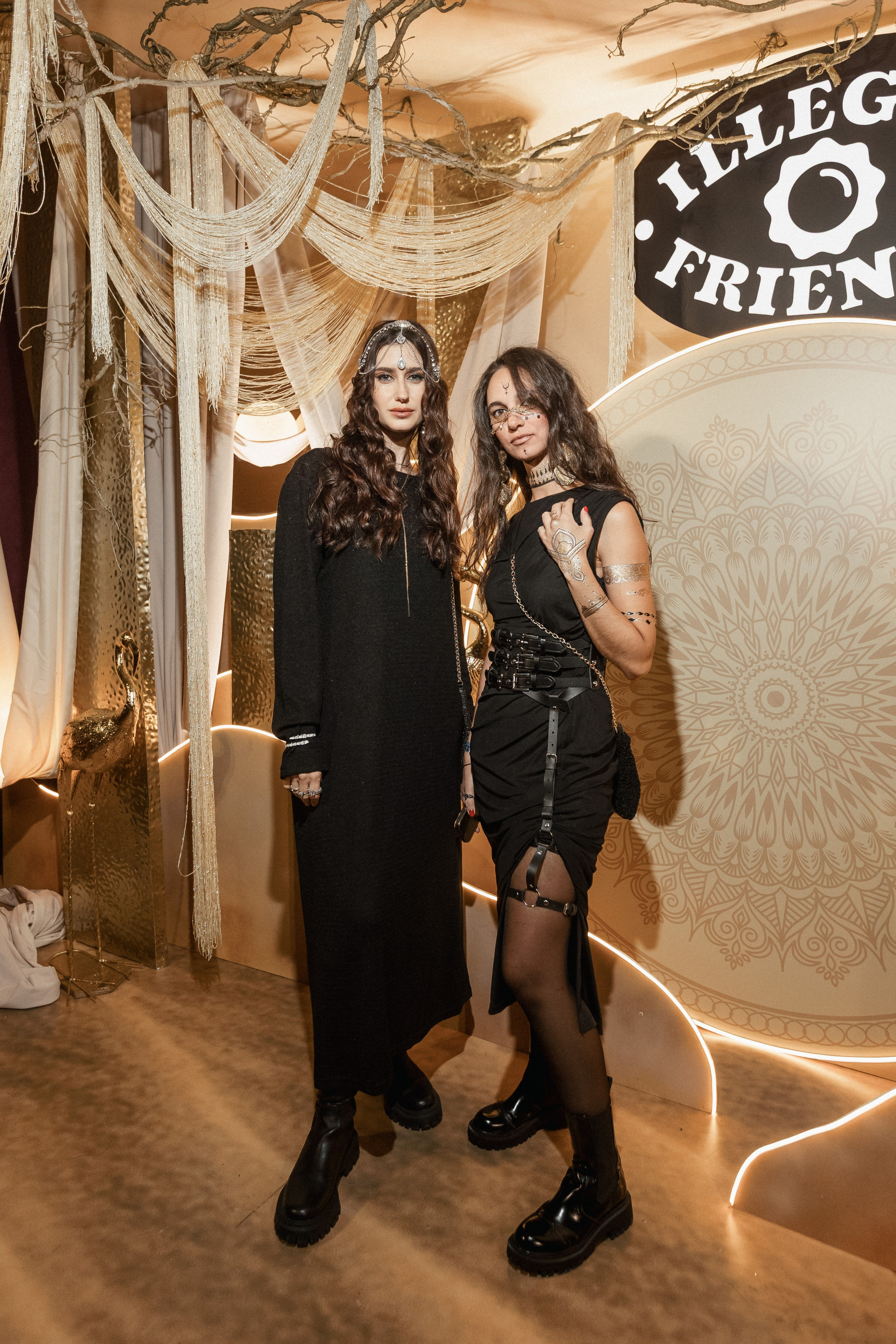 ILLEGAL FRIENDS — MIRAGE [PART I]. СВОИ. ФОТООТЧЕТЫ-СОБЫТИЯ-МЕСТА