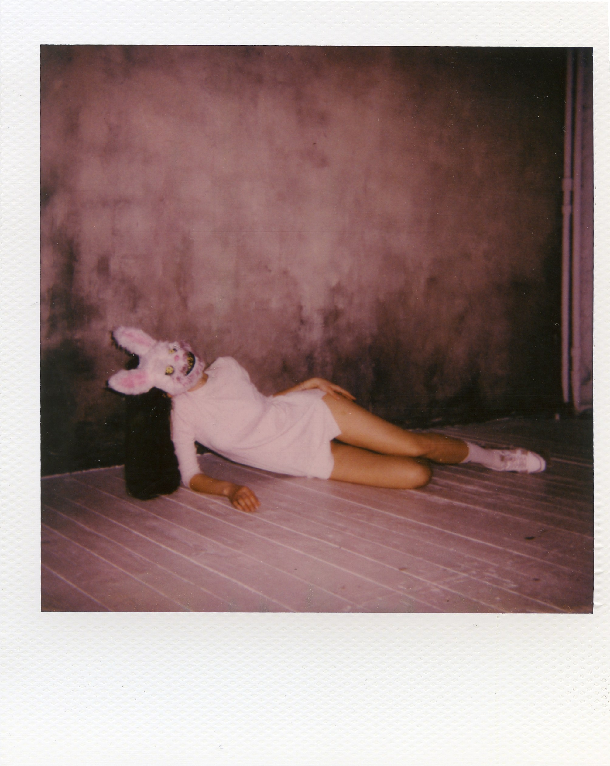 POLAROIDS. ANNA — PHOTOGRAPHER