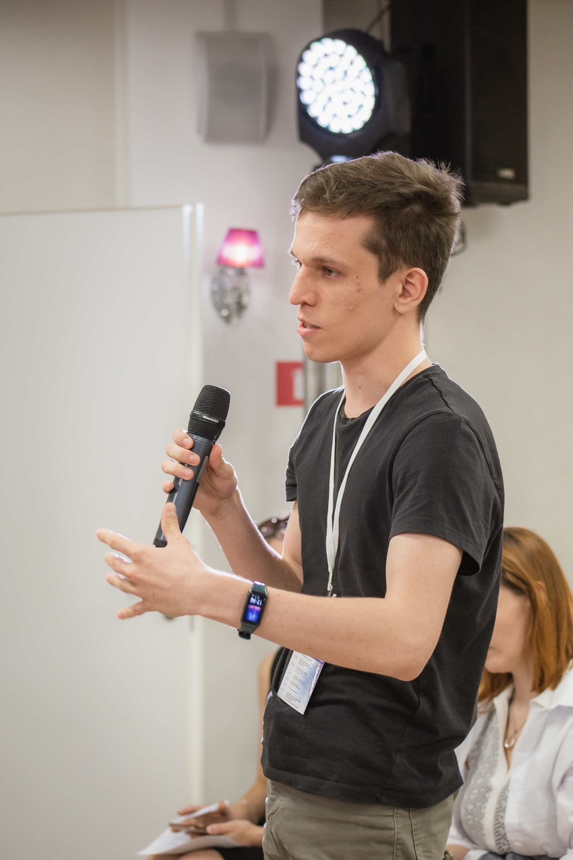 Репортаж с конференции GMC в Перми – фотографии. Репортажный фотограф в Перми Денис Голдобин