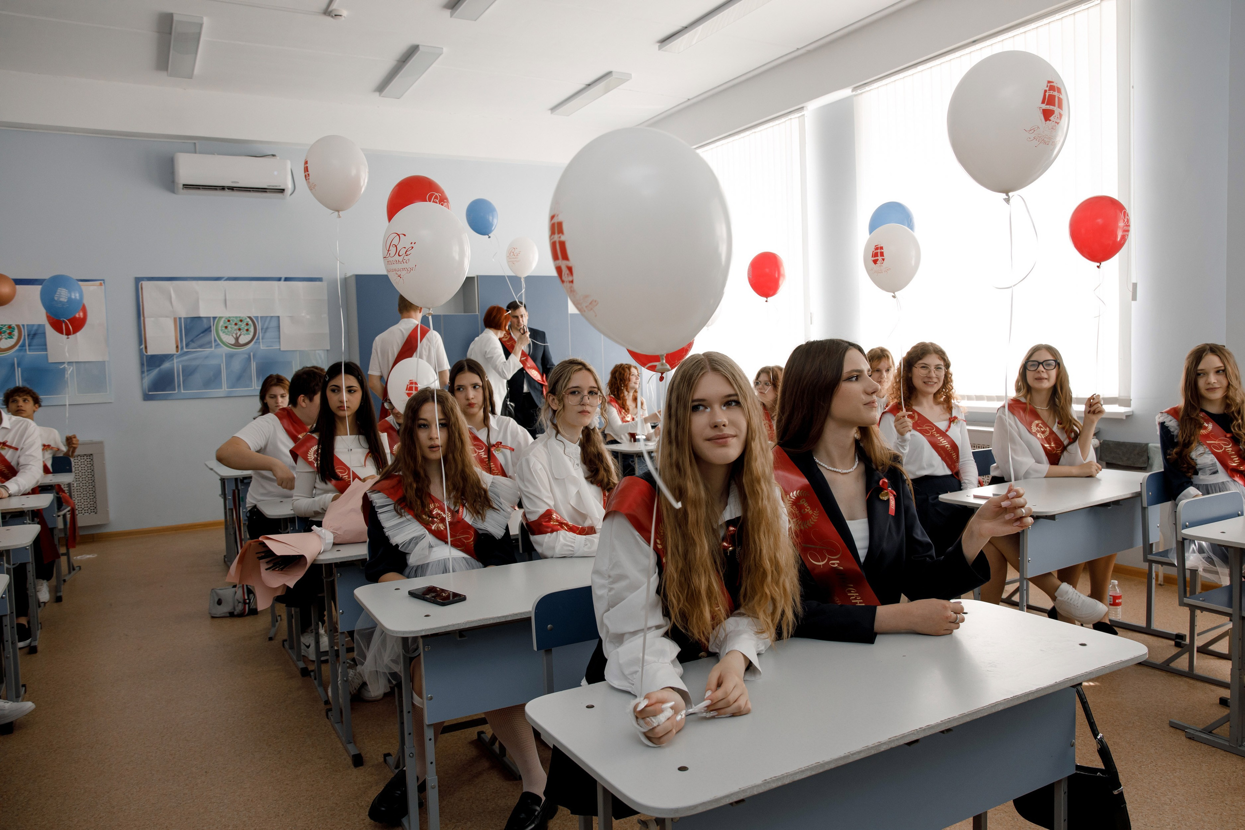 Школа 107 г. Краснодар. Выпускные альбомы в Краснодарском крае