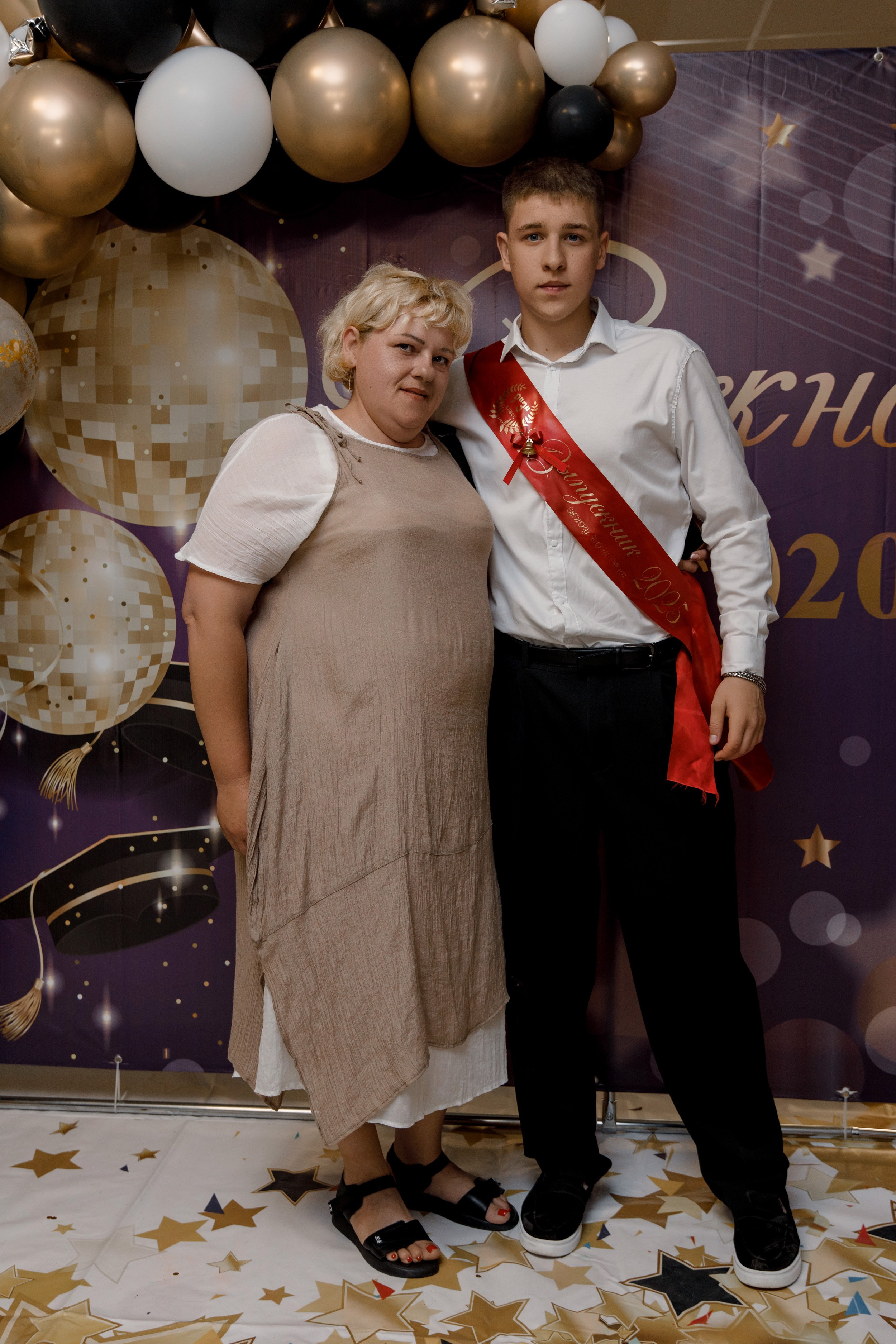 Выпускной школа 107 г Краснодар. Выпускные альбомы в Краснодарском крае