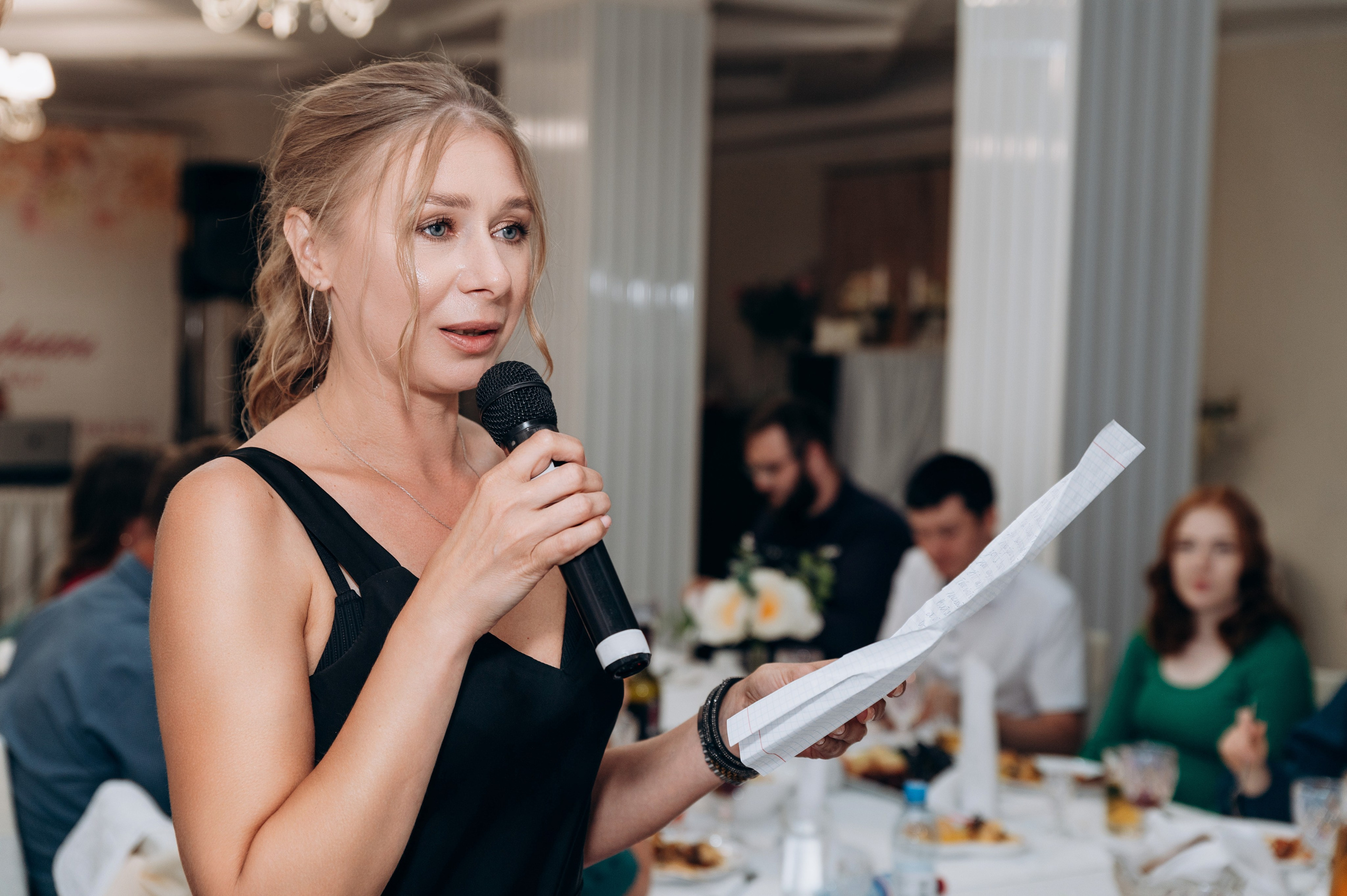 Прогулка, регистрация, банкет. Фотограф в Новосибирске