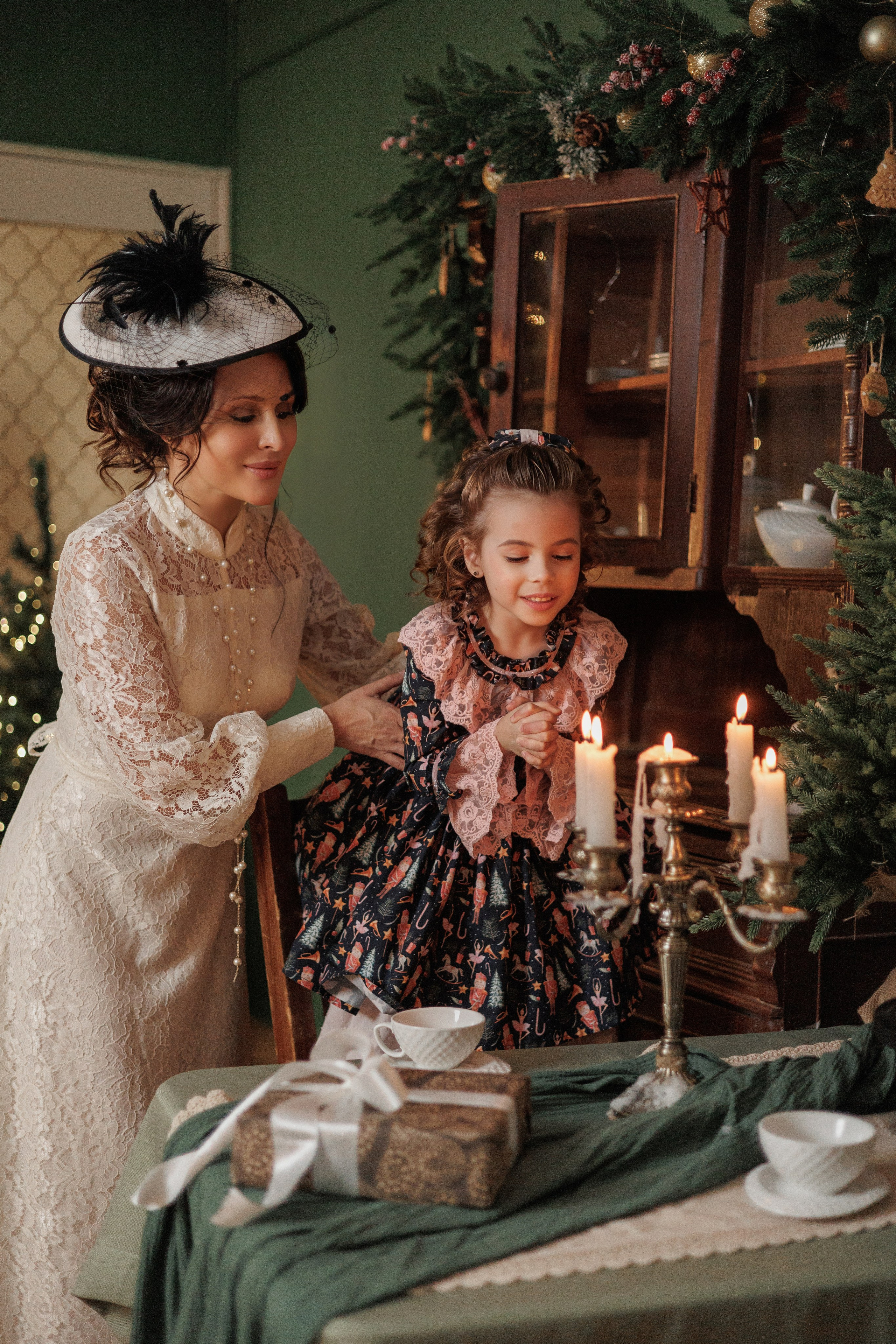 Мама и дочка. Фотограф Мальнева Юлия в Липецке, в Москве. Фотостудия MARU в Липецке