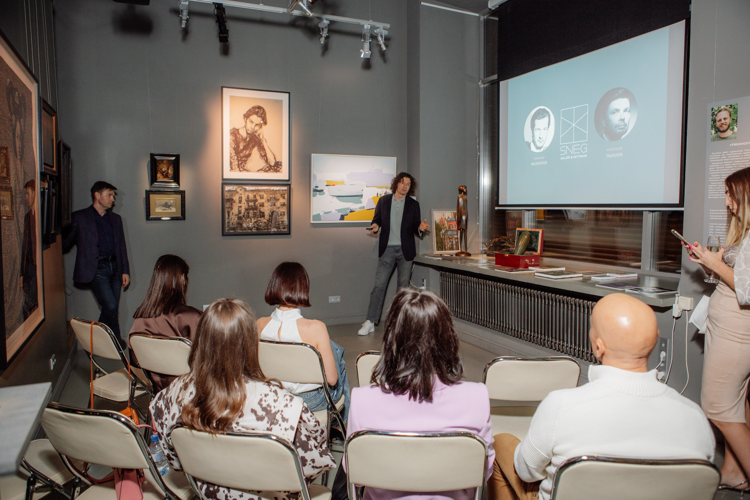 ВЫСТАВКА SNEG GALLERY. Репортажный фотограф Москва (детские праздники, квизы, концерты, дни рождения, свадьбы)